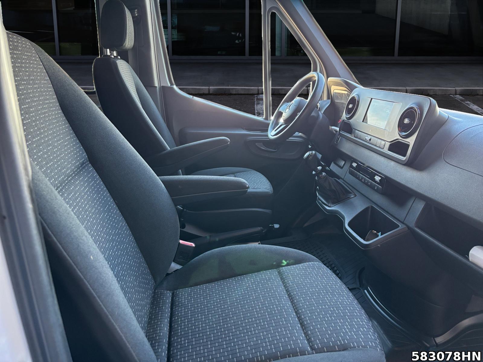 Fahrzeugabbildung Mercedes-Benz Sprinter 314 CDI *AHK3,5t*Klima*SHZ*Navi*MBUX*