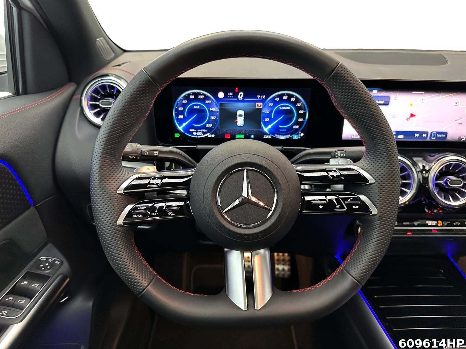 Fahrzeugabbildung Mercedes-Benz EQA AMG Pano Kamera Ambiente Totwinkel DAB