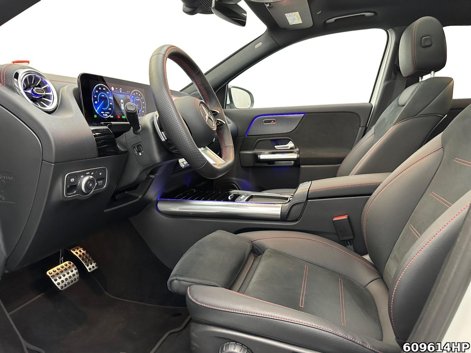 Fahrzeugabbildung Mercedes-Benz EQA AMG Pano Kamera Ambiente Totwinkel DAB