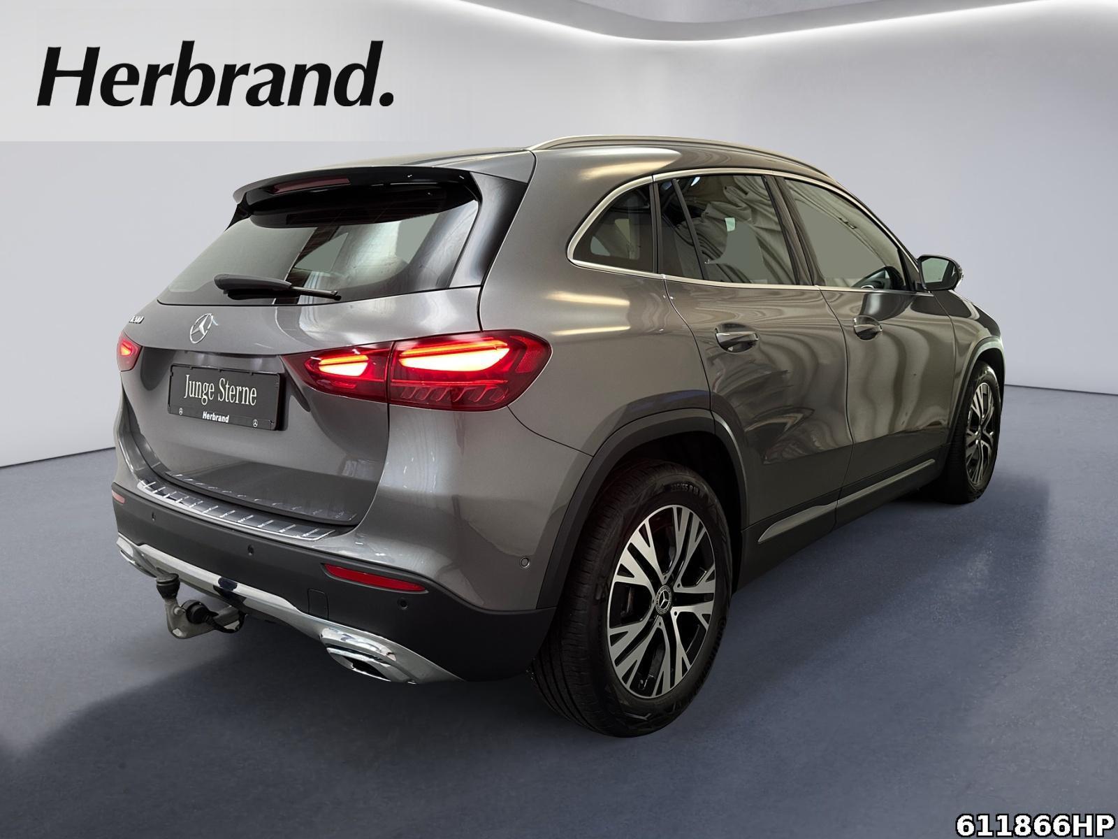 Fahrzeugabbildung Mercedes-Benz GLA 200 Progressive DISTRONIC AHK Rückfahrkamera