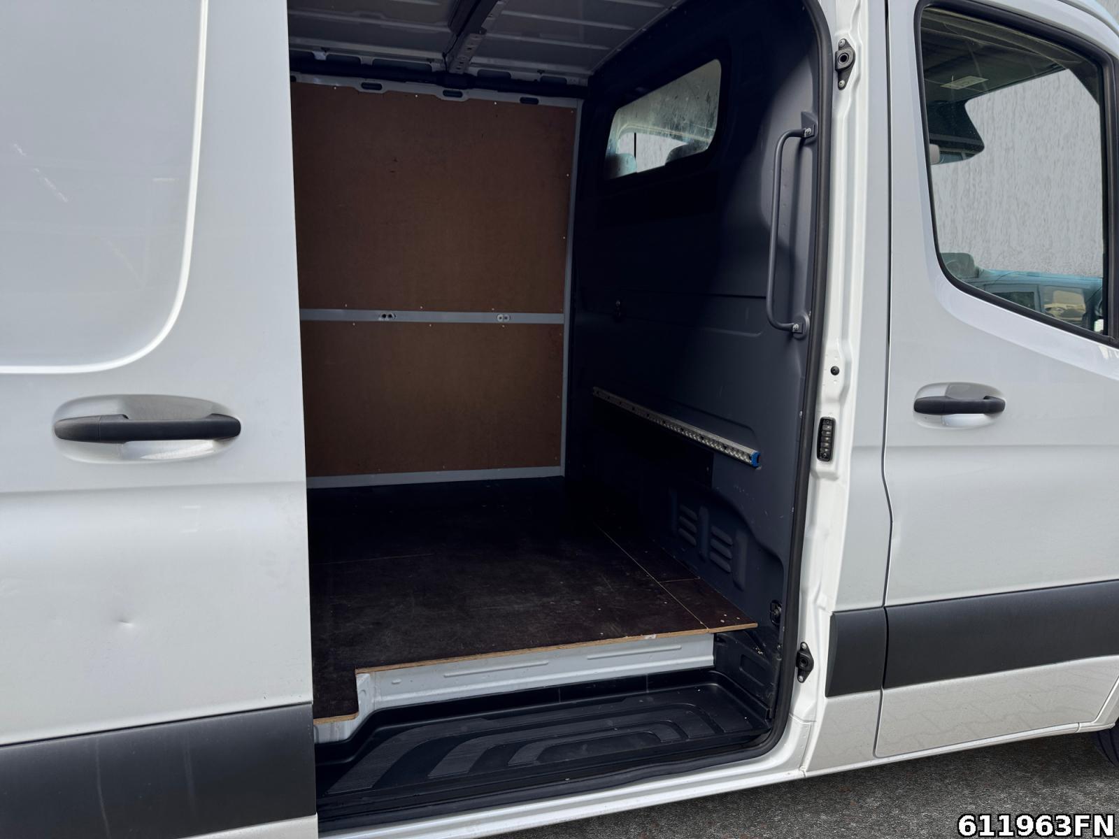 Fahrzeugabbildung Mercedes-Benz Sprinter 315 CDI Kasten *L1H1* *MBXU*Klima