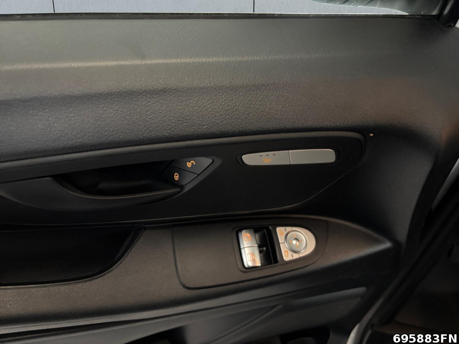Fahrzeugabbildung Mercedes-Benz Vito 114 CDI Tourer PROEL*NAvi*Tempomat*Hecktür