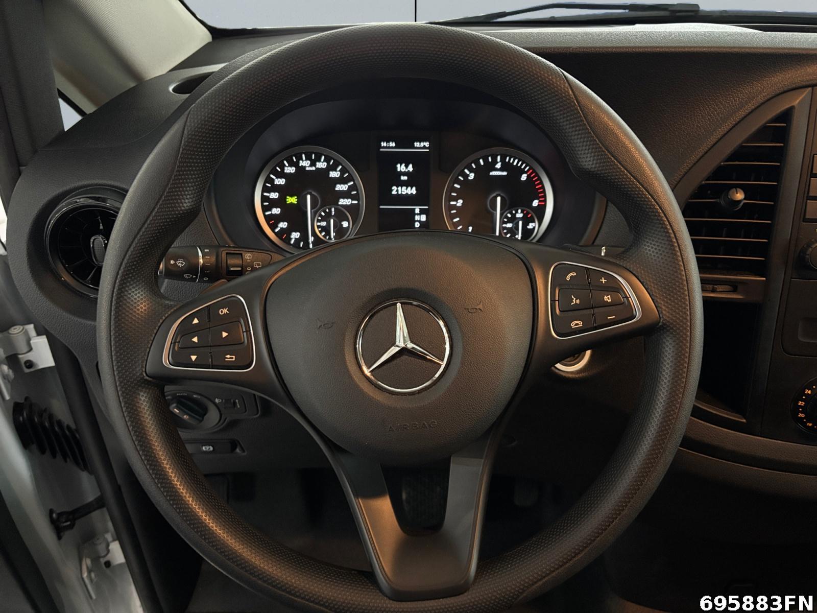 Fahrzeugabbildung Mercedes-Benz Vito 114 CDI Tourer PROEL*NAvi*Tempomat*Hecktür