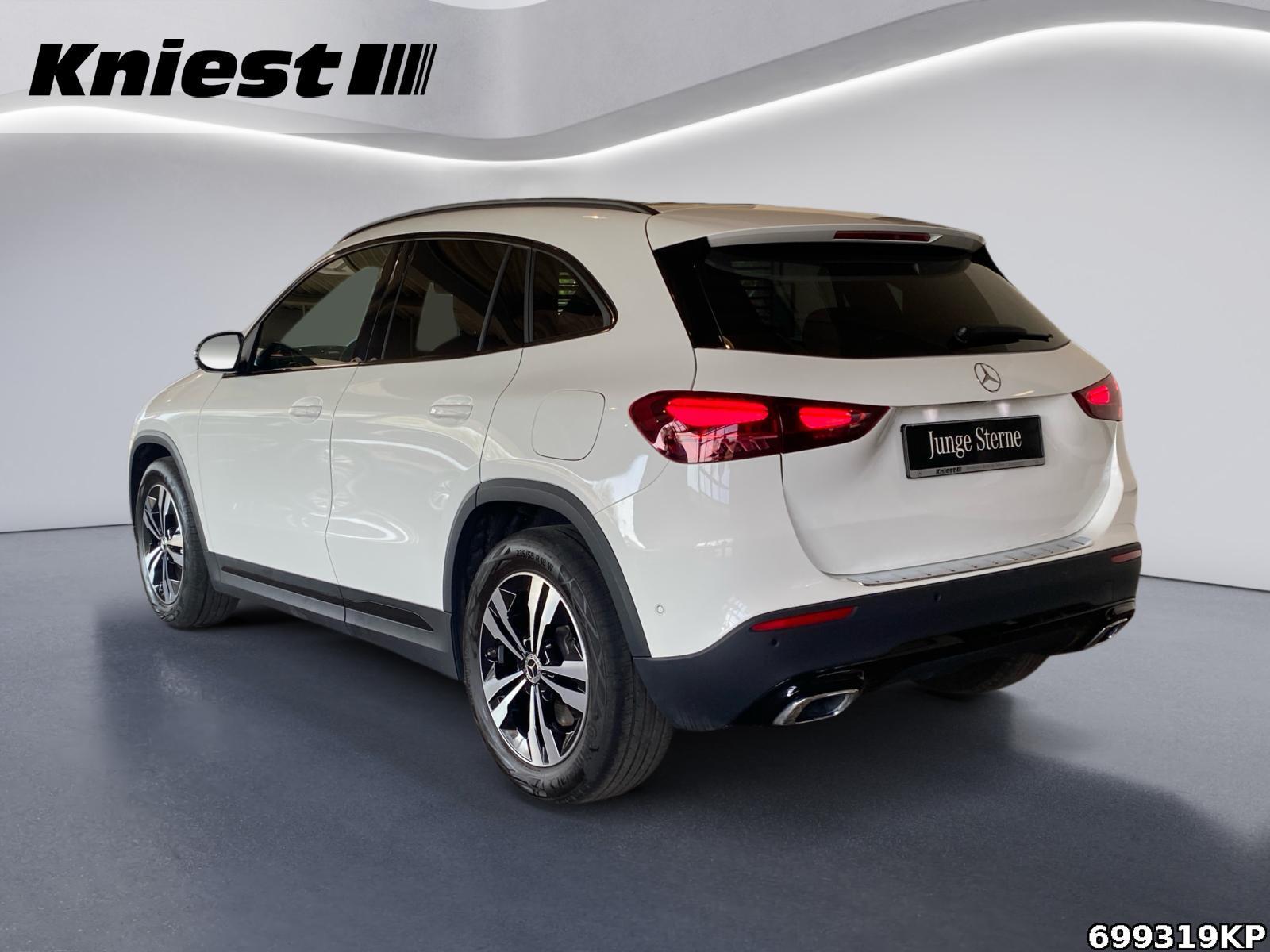 Fahrzeugabbildung Mercedes-Benz GLA 220 d 4M Progressive Pano AHK Multibeam Totw