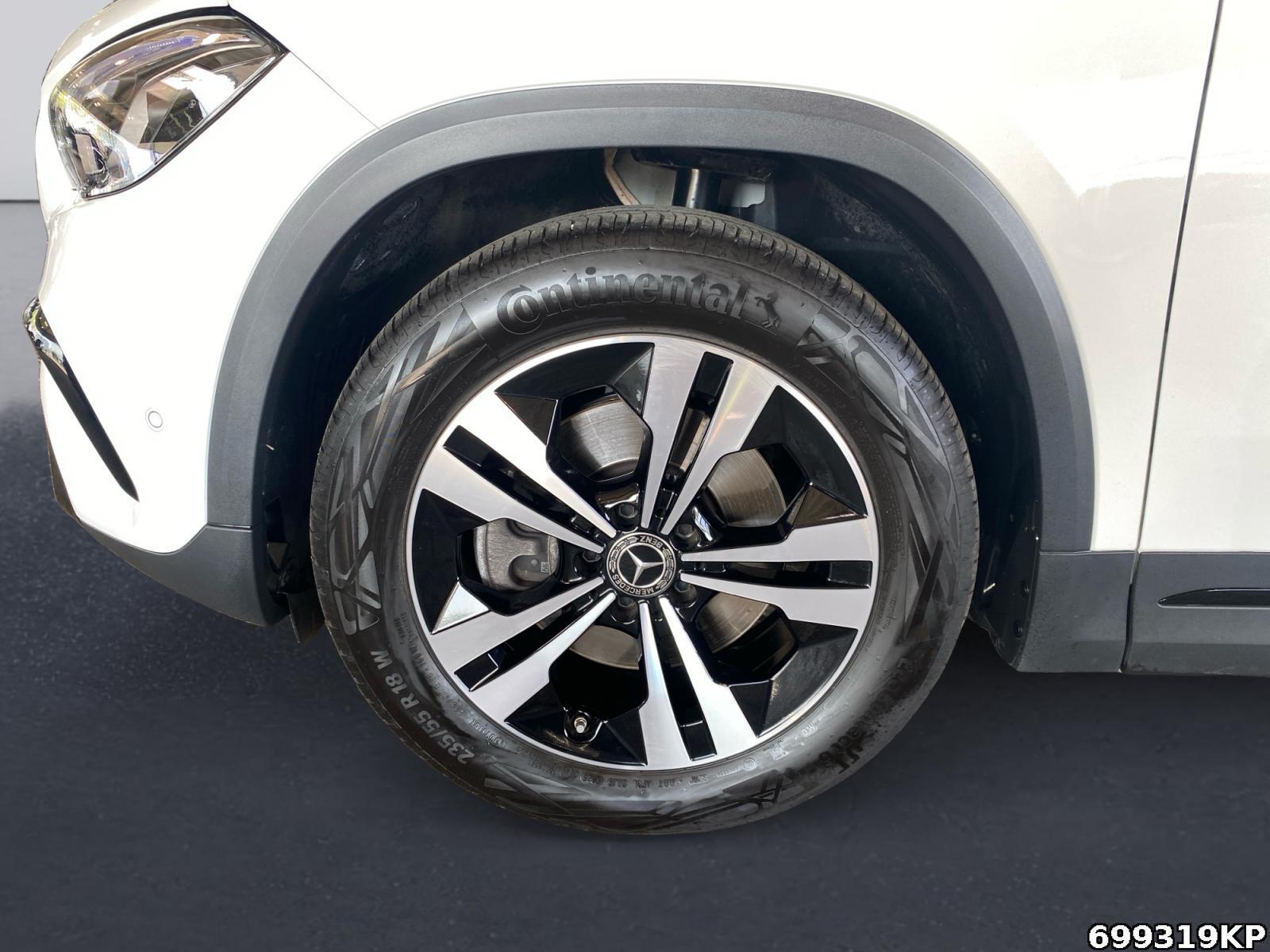 Fahrzeugabbildung Mercedes-Benz GLA 220 d 4M Progressive Pano AHK Multibeam Totw