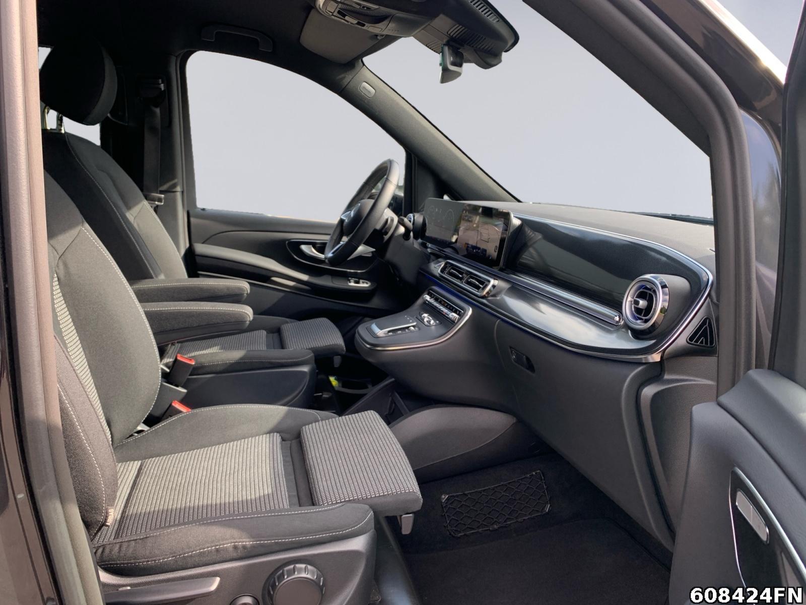 Fahrzeugabbildung Mercedes-Benz V 300 STYLE L *PANO-DACH*STANDHEIZ*AHK*6 SITZE*