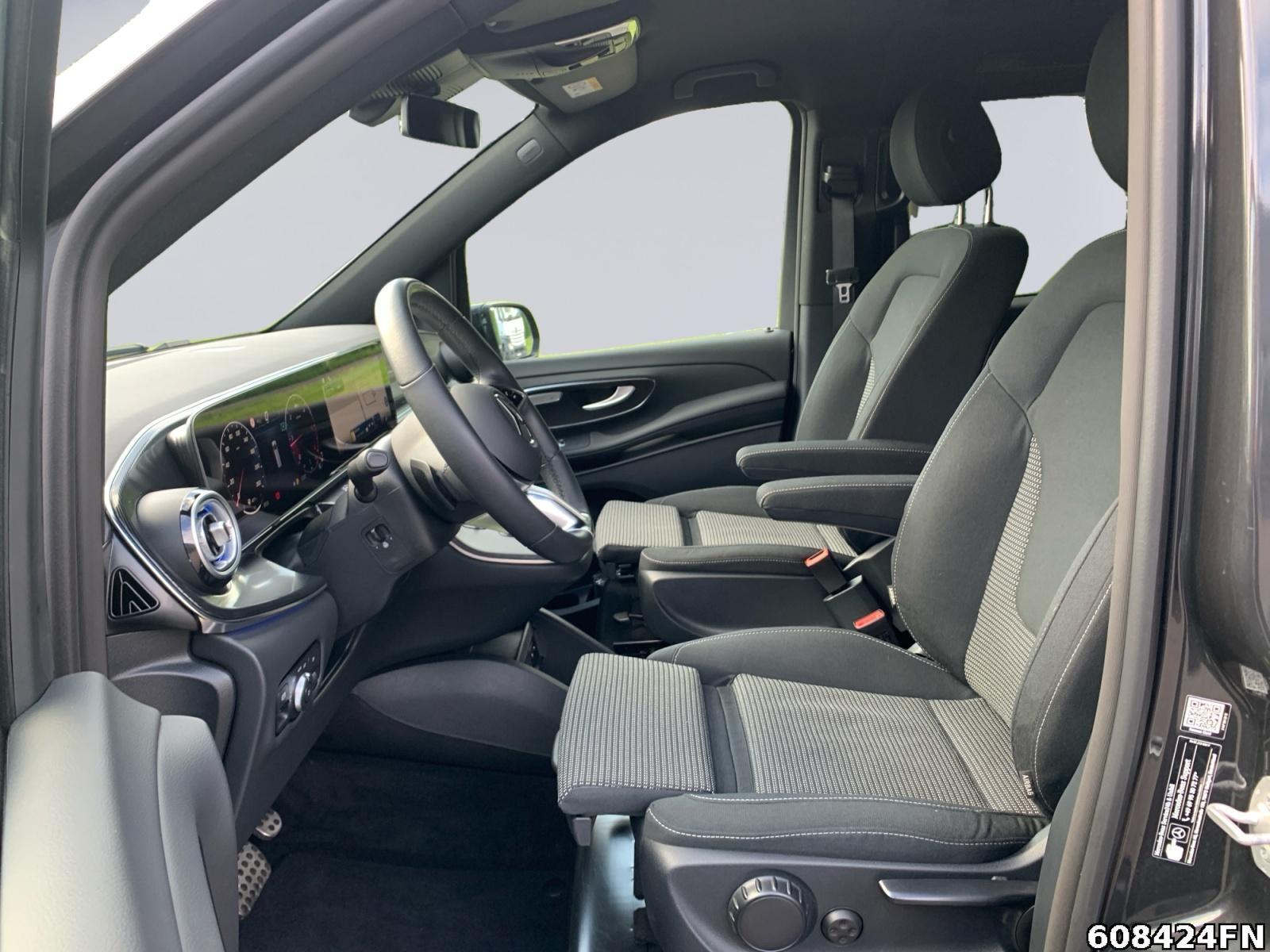 Fahrzeugabbildung Mercedes-Benz V 300 STYLE L *PANO-DACH*STANDHEIZ*AHK*6 SITZE*