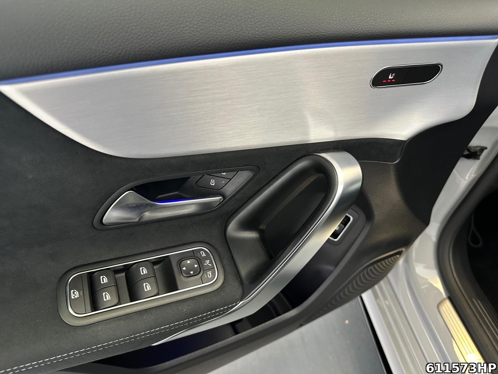 Fahrzeugabbildung Mercedes-Benz A 250 AMG Night Distronic Ambiente Totw. Keyl.