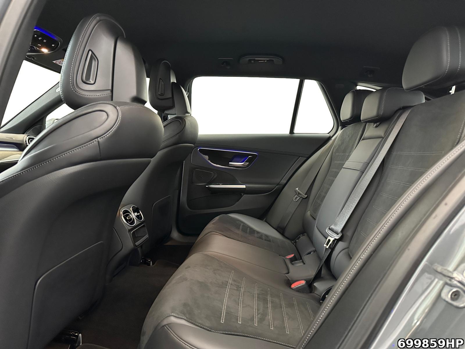 Fahrzeugabbildung Mercedes-Benz C 300 T AMG AHK Distronic CarPlay Ambiente Easyp