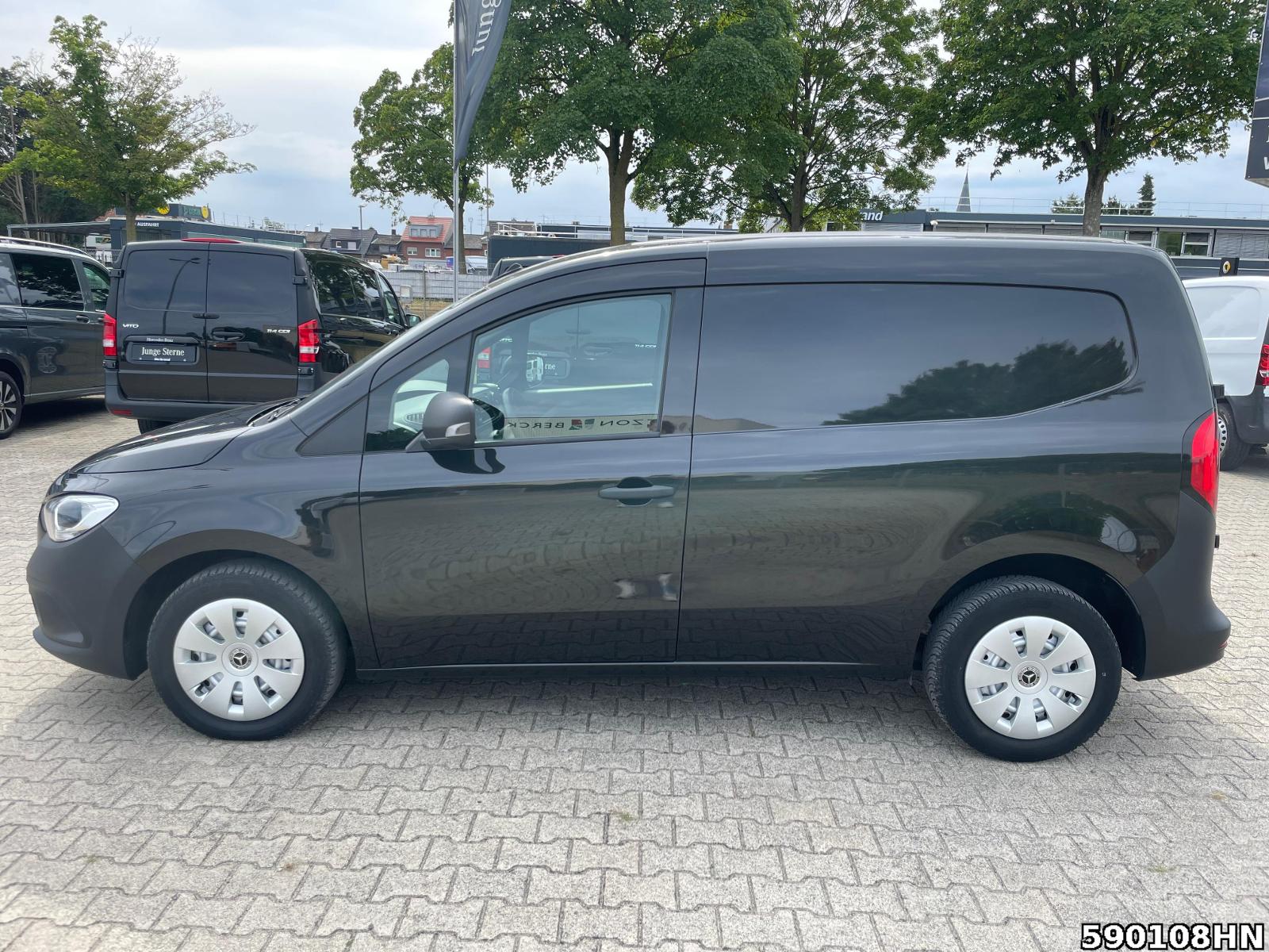 Fahrzeugabbildung Mercedes-Benz Citan 110 CDI *RADIO*KLIMA*DAB*HECKTÜREN*