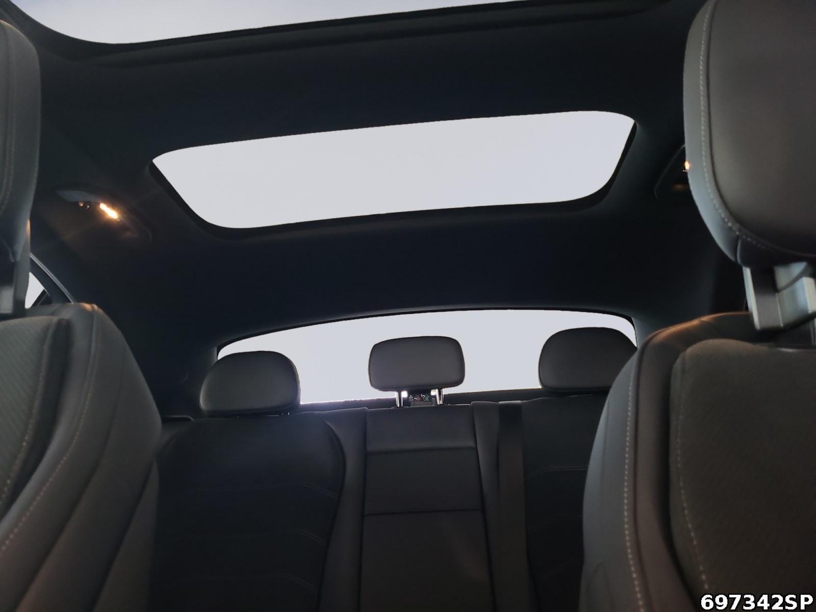 Fahrzeugabbildung Mercedes-Benz E 300 e AMG Pano BURMESTER Memory DIGITAL LIGHT.