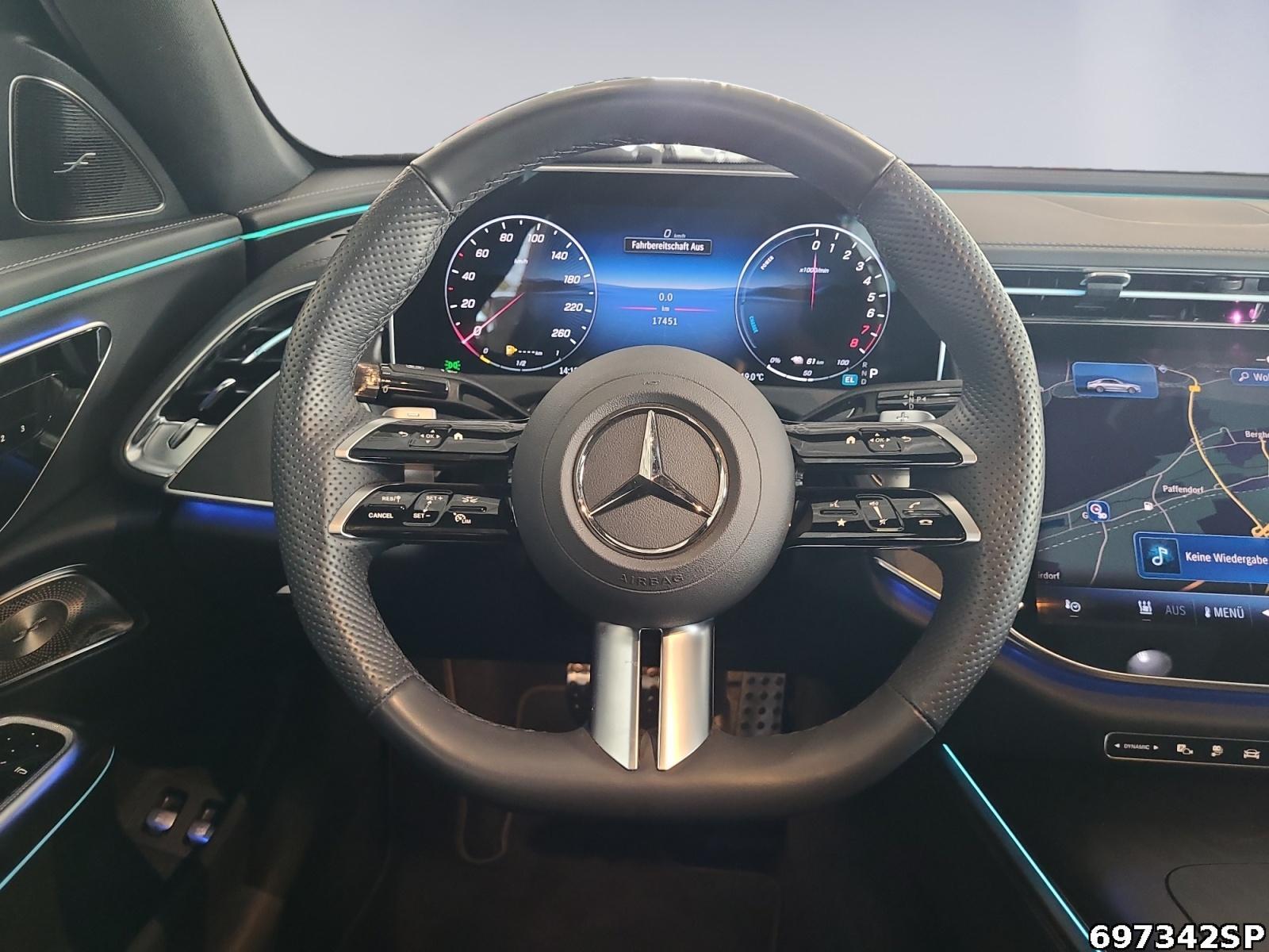 Fahrzeugabbildung Mercedes-Benz E 300 e AMG Pano BURMESTER Memory DIGITAL LIGHT.