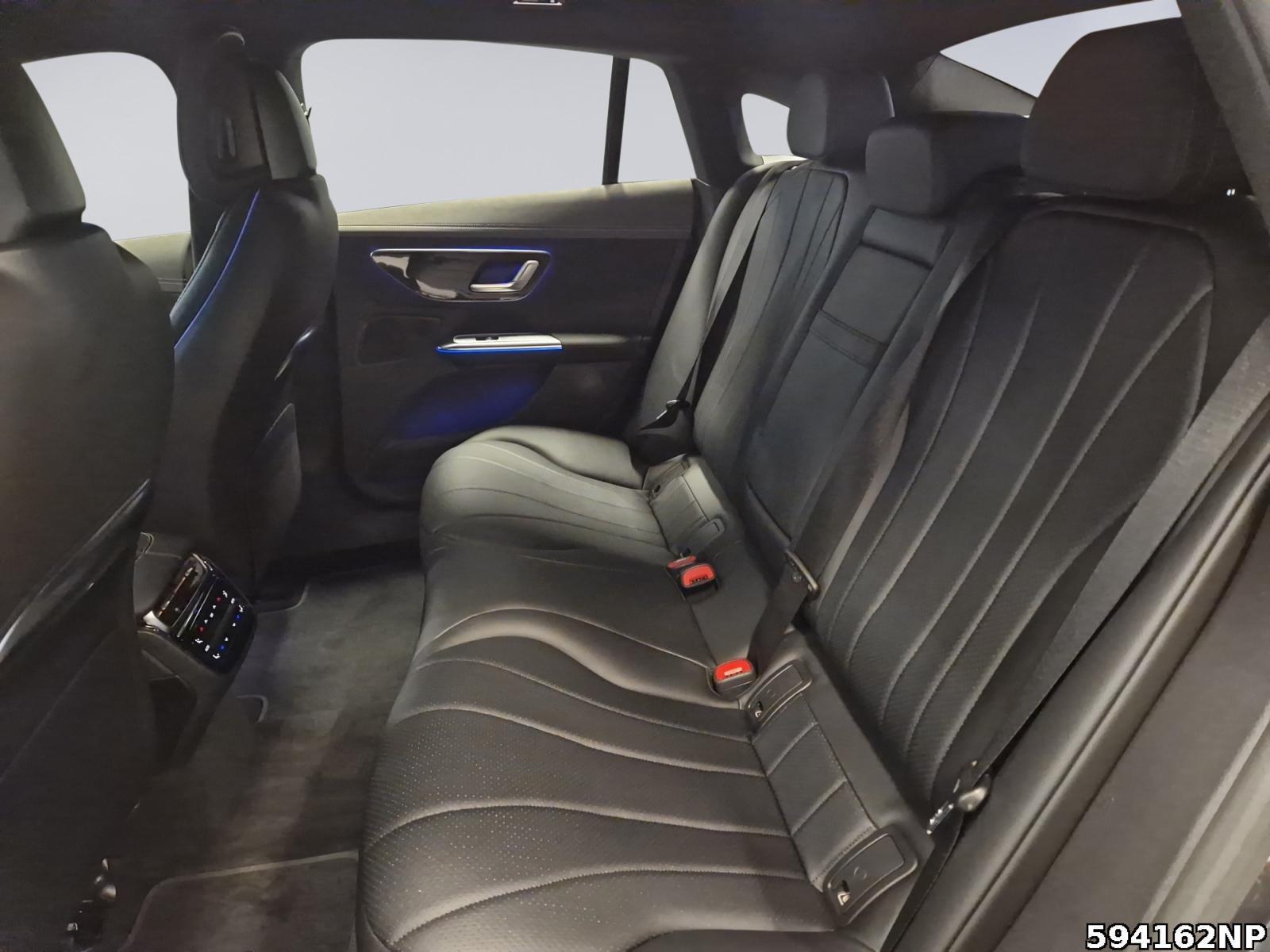 Fahrzeugabbildung Mercedes-Benz EQE Electric Art Distronic LED Memory AHK