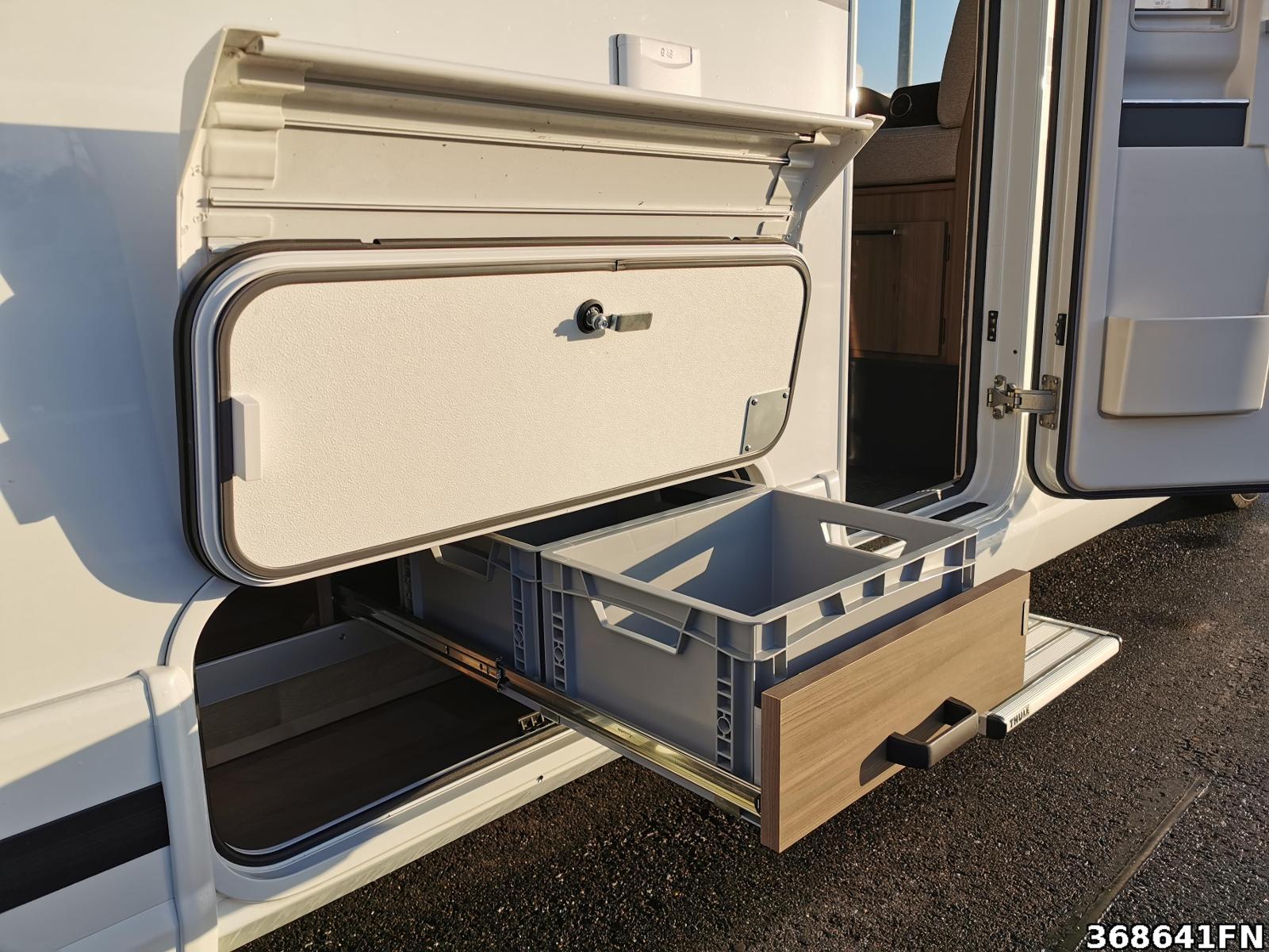 Fahrzeugabbildung Kabe Travel Master Crown i780 LGB / 760 AHK Solar