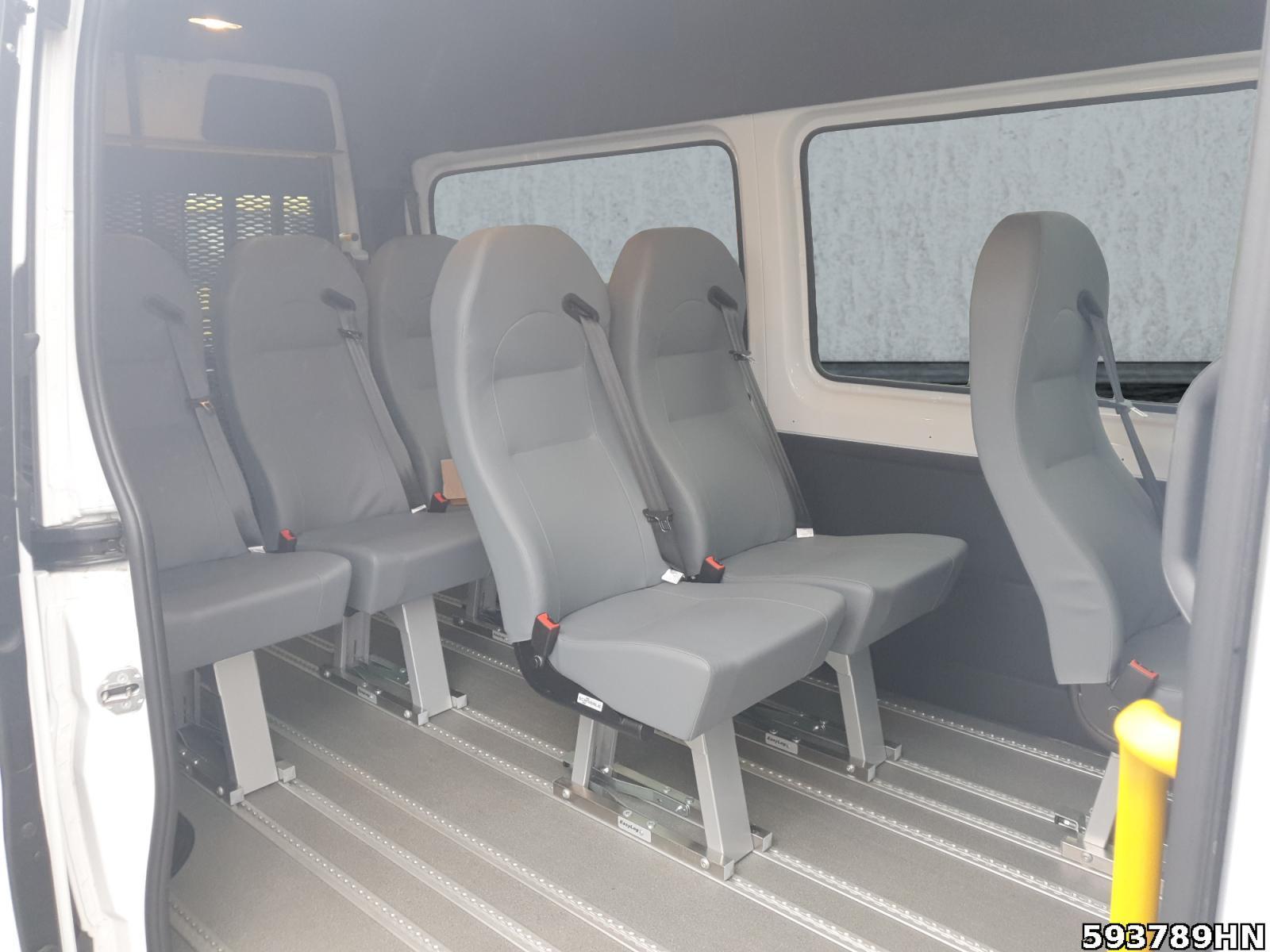 Fahrzeugabbildung Mercedes-Benz Sprinter 317 Mobilität L2H2 Rollstuhl*Lift*E-Stu