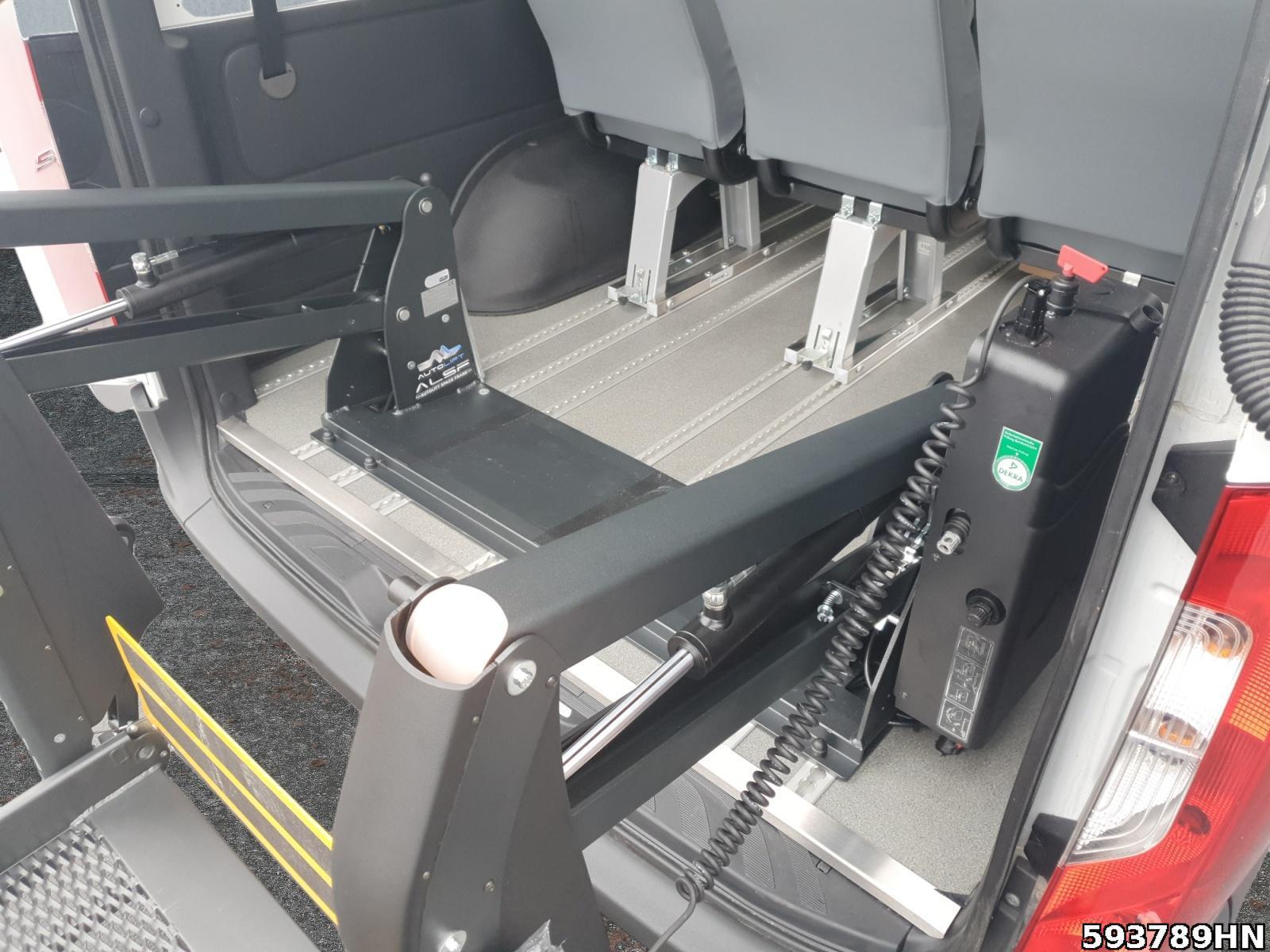 Fahrzeugabbildung Mercedes-Benz Sprinter 317 Mobilität L2H2 Rollstuhl*Lift*E-Stu