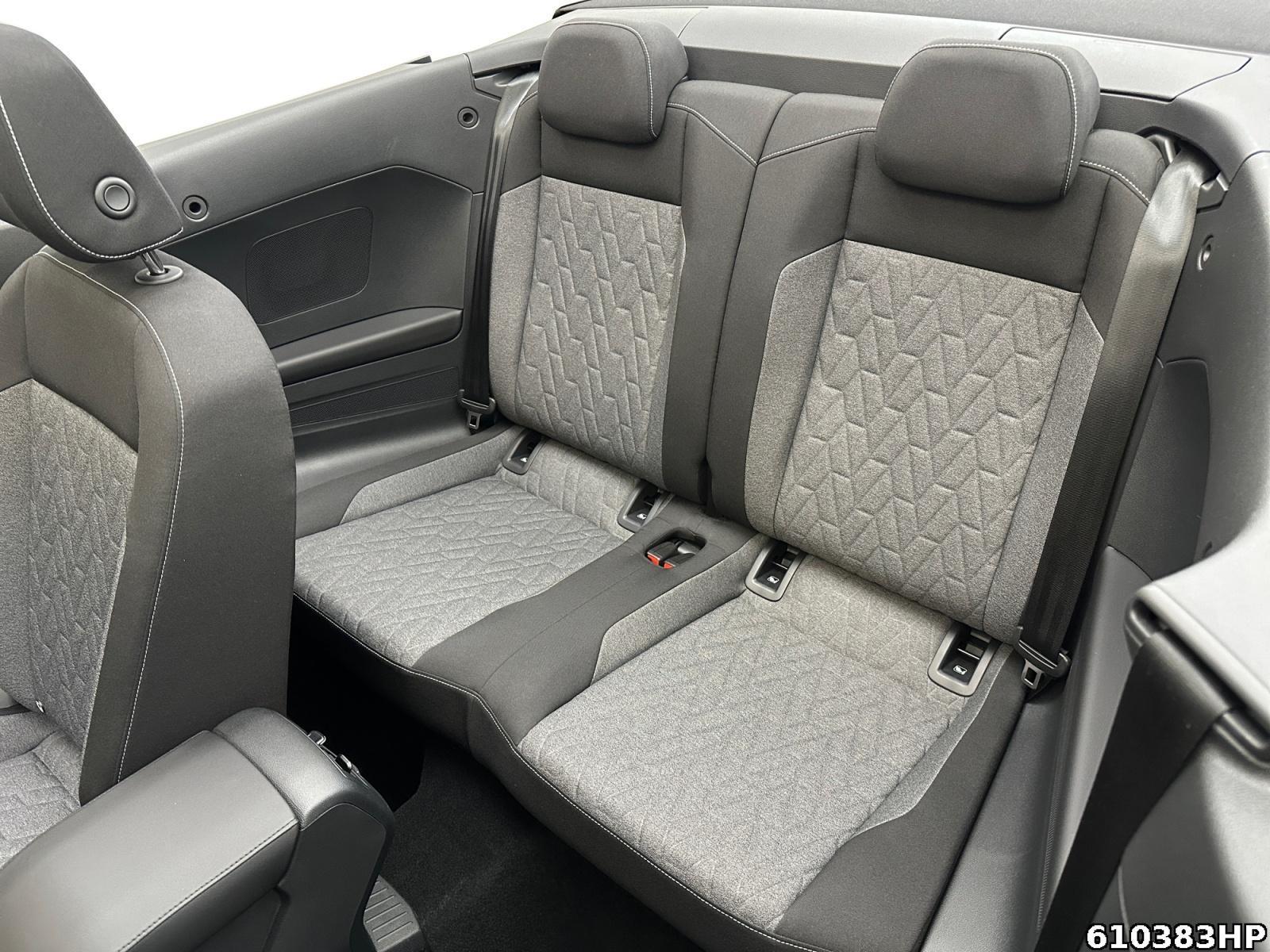 Fahrzeugabbildung Volkswagen T-Roc TSI Cabrio Style ACC Carplay Lenkradh. AHK