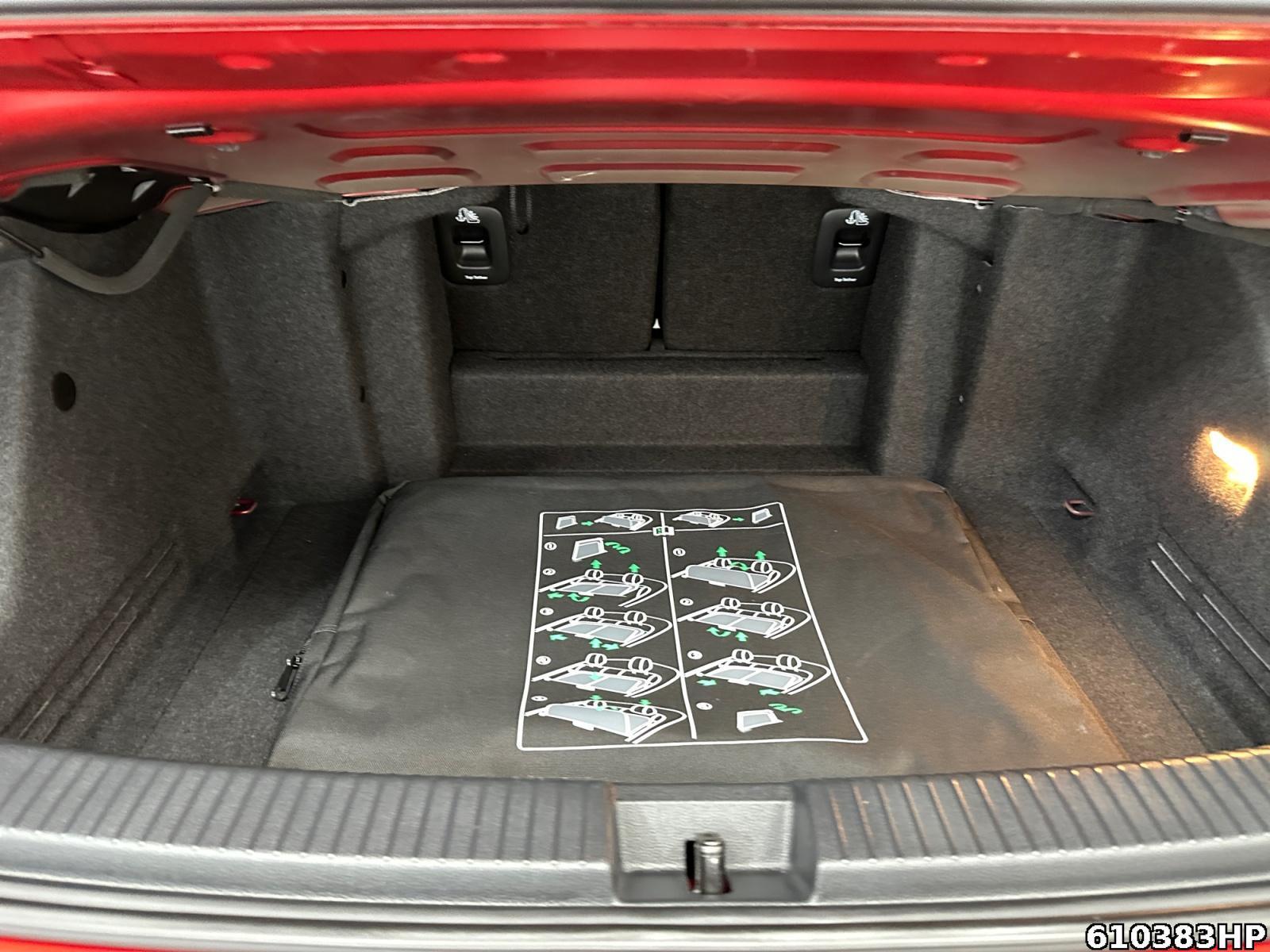 Fahrzeugabbildung Volkswagen T-Roc TSI Cabrio Style ACC Carplay Lenkradh. AHK
