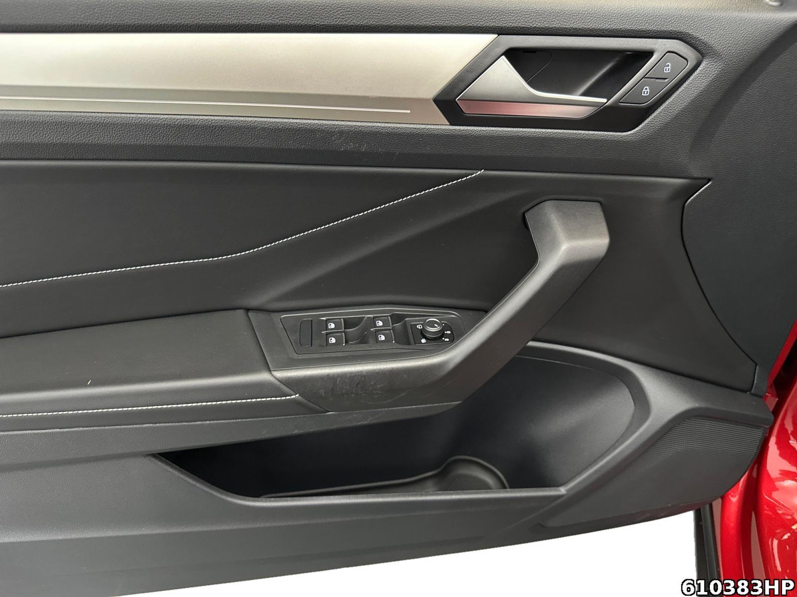 Fahrzeugabbildung Volkswagen T-Roc TSI Cabrio Style ACC Carplay Lenkradh. AHK