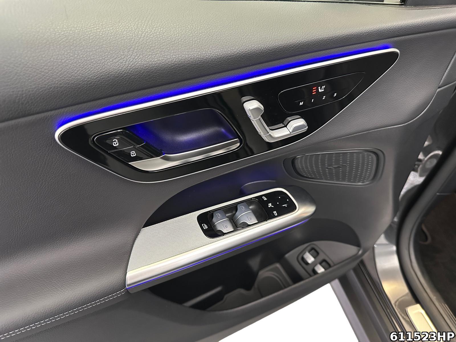 Fahrzeugabbildung Mercedes-Benz GLC 300 e 4M Avantgarde AHK Distronic 360° LED.