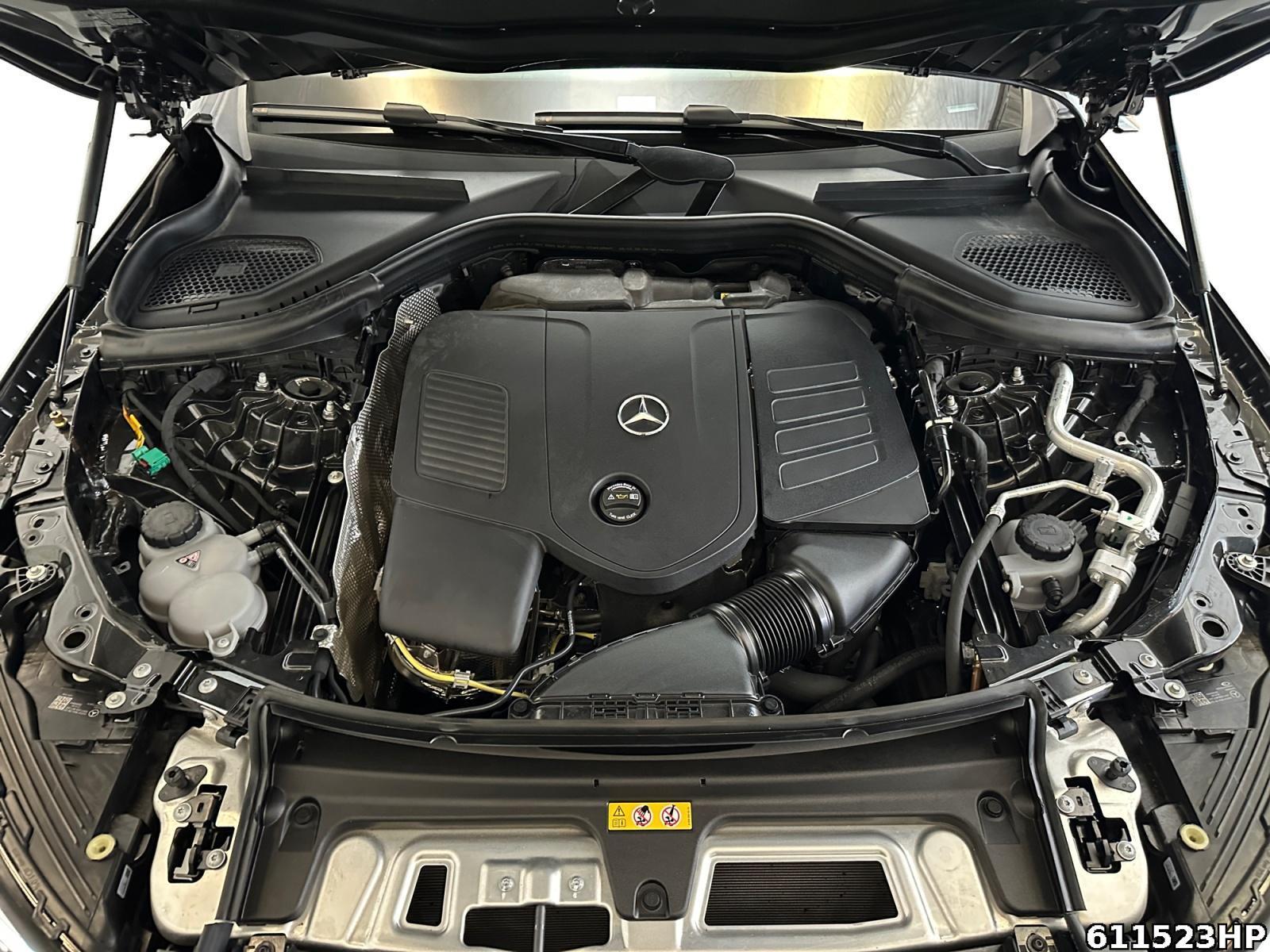 Fahrzeugabbildung Mercedes-Benz GLC 300 e 4M Avantgarde AHK Distronic 360° LED.