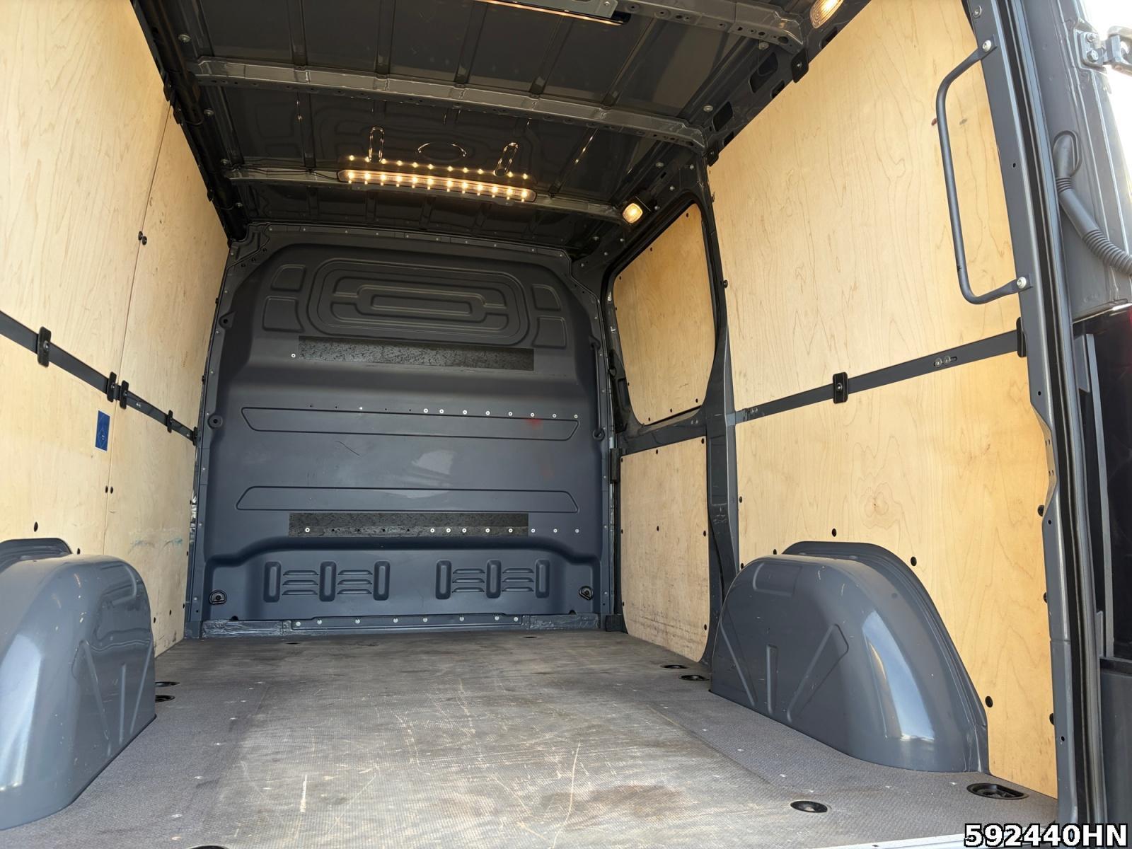 Fahrzeugabbildung Mercedes-Benz Sprinter 214 CDI *L1H1*AHK*Klima*Navi*Kamera*