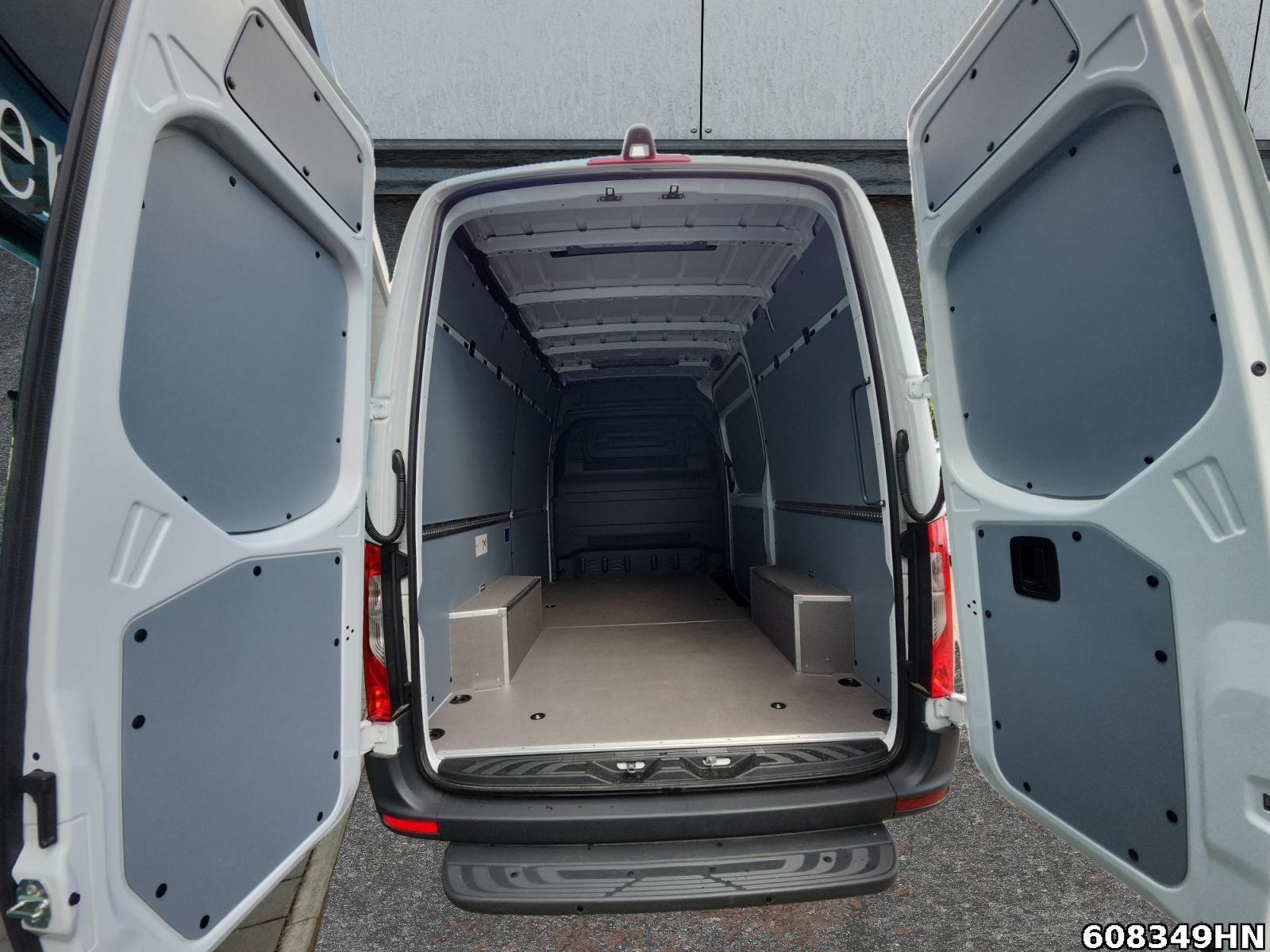 Fahrzeugabbildung Mercedes-Benz Sprinter 317 CDI Kasten*L2H2*360Kamera*Schwings