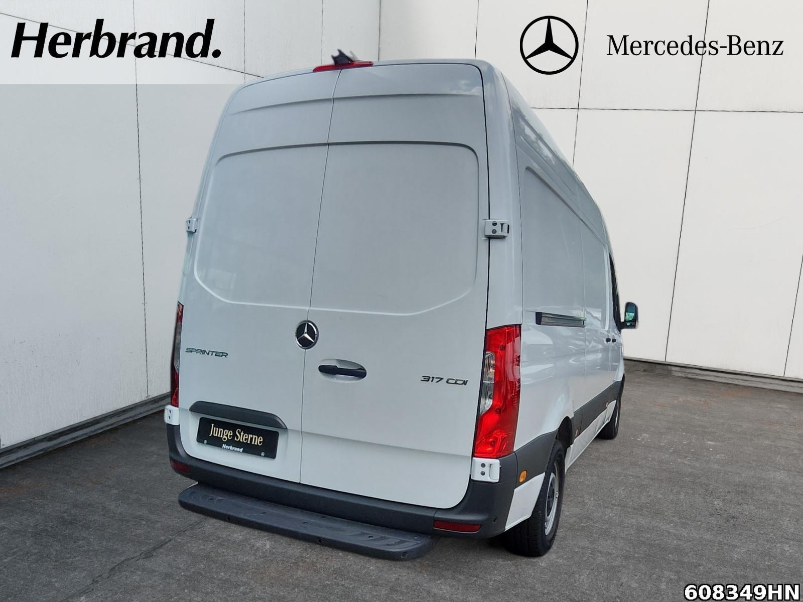 Fahrzeugabbildung Mercedes-Benz Sprinter 317 CDI Kasten*L2H2*360Kamera*Schwings