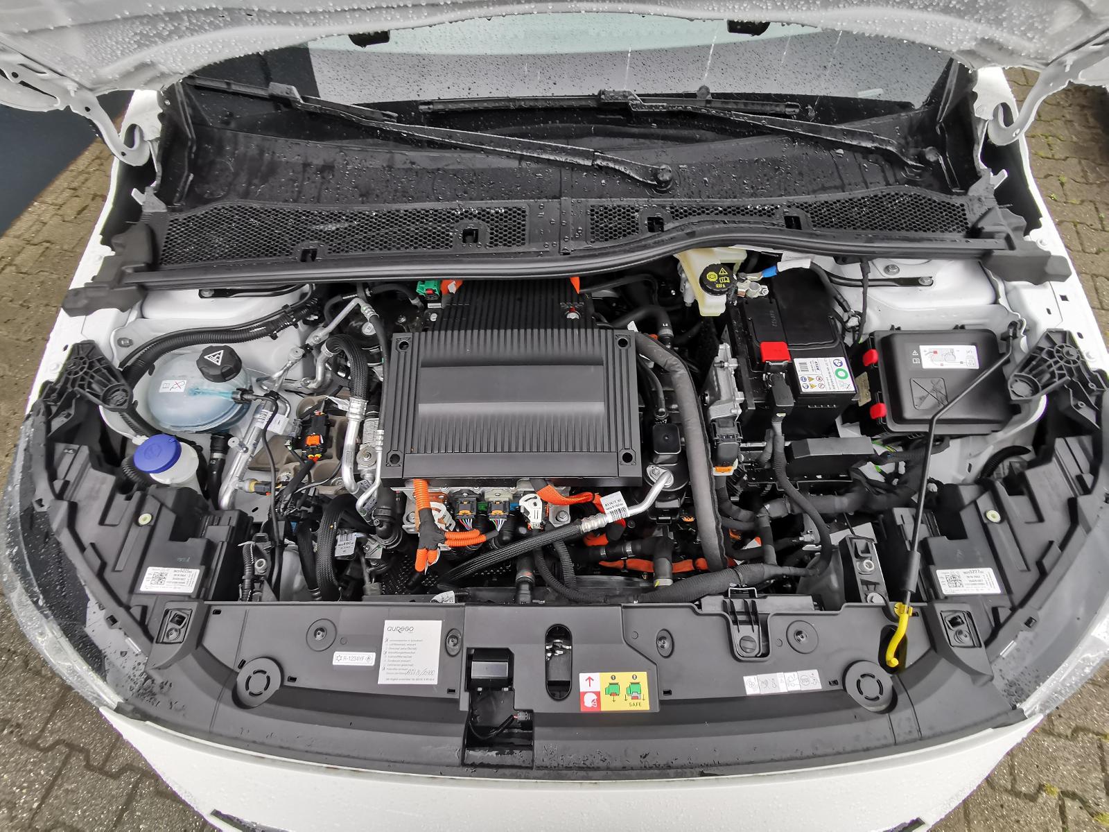 Fahrzeugabbildung Opel Corsa elektro, Elegance