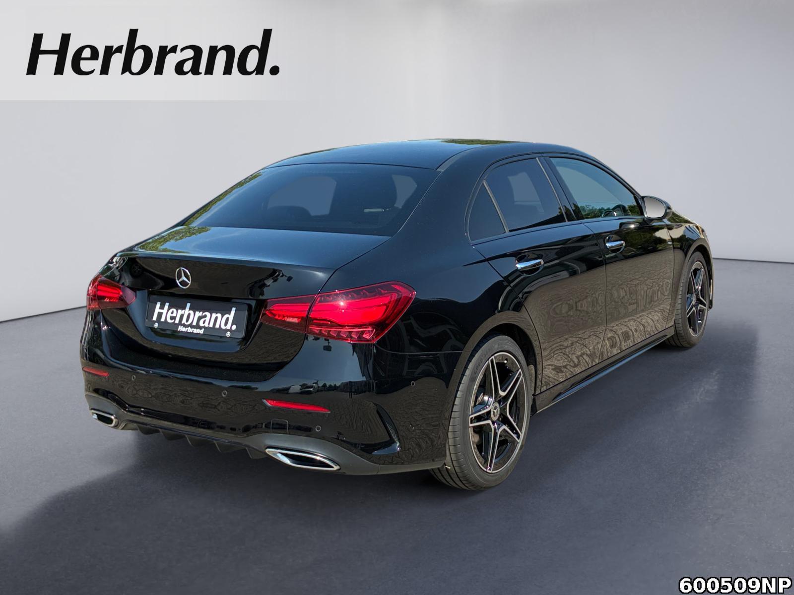 Fahrzeugabbildung Mercedes-Benz A 220 4M AMG