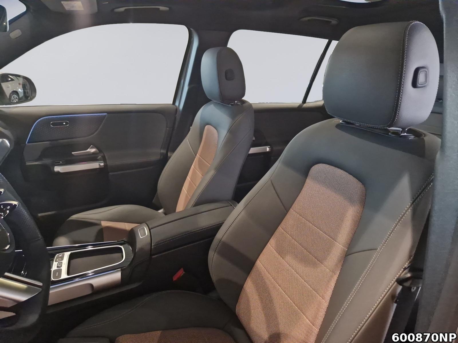 Fahrzeugabbildung Mercedes-Benz EQB 4M Electric Art Pano AHK DISTRONIC LED