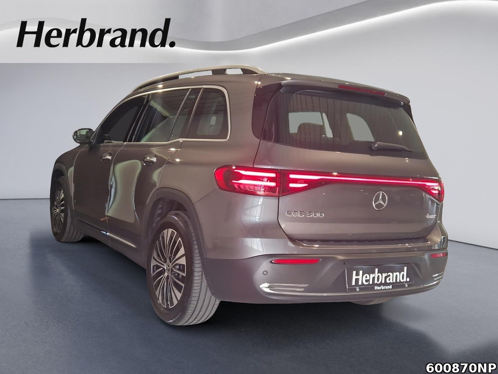 Fahrzeugabbildung Mercedes-Benz EQB 4M Electric Art Pano AHK DISTRONIC LED