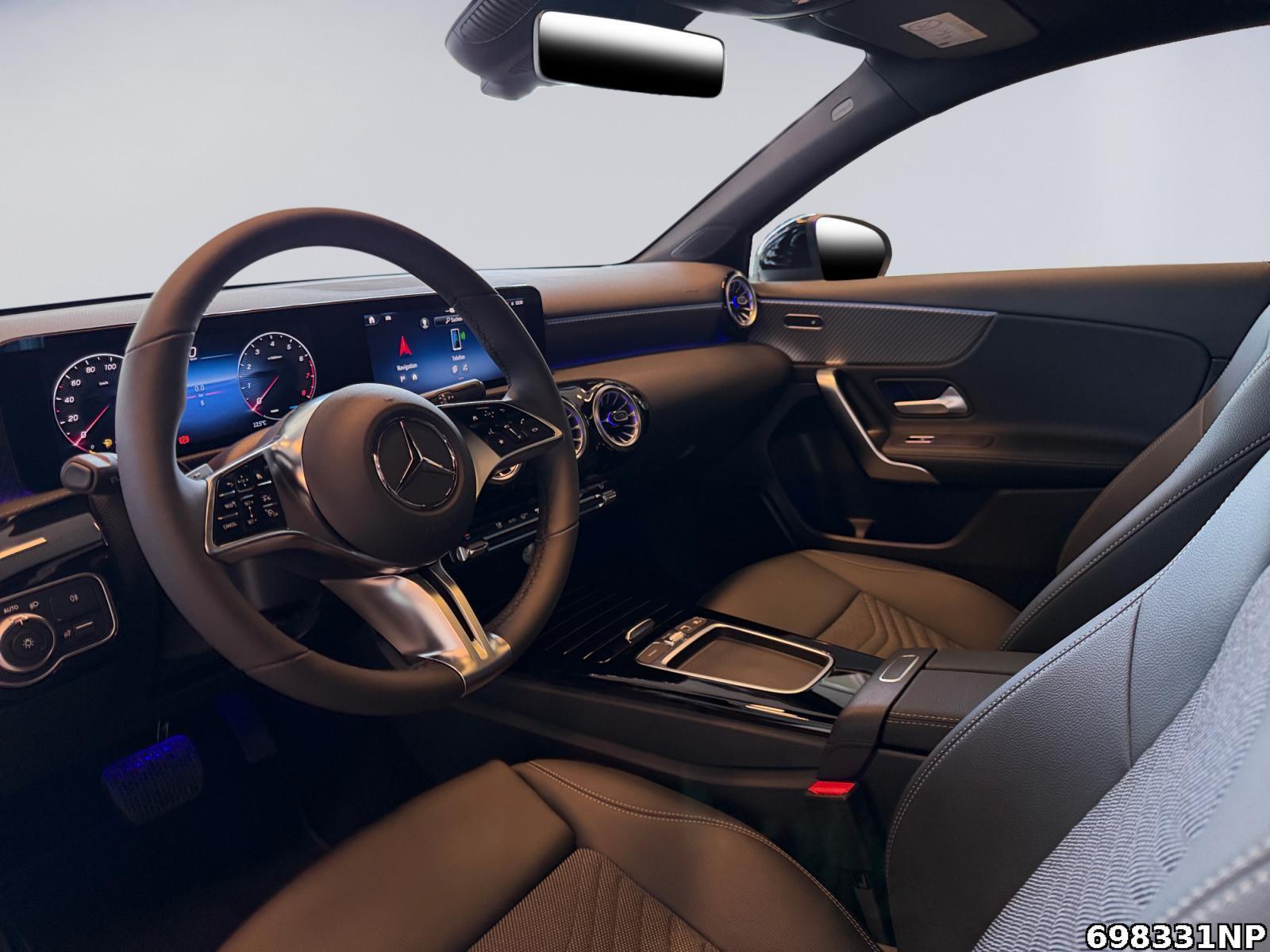 Fahrzeugabbildung Mercedes-Benz A 200 Limousine AHK+MULTIBEAM+PANO+NIGHTPAKET+