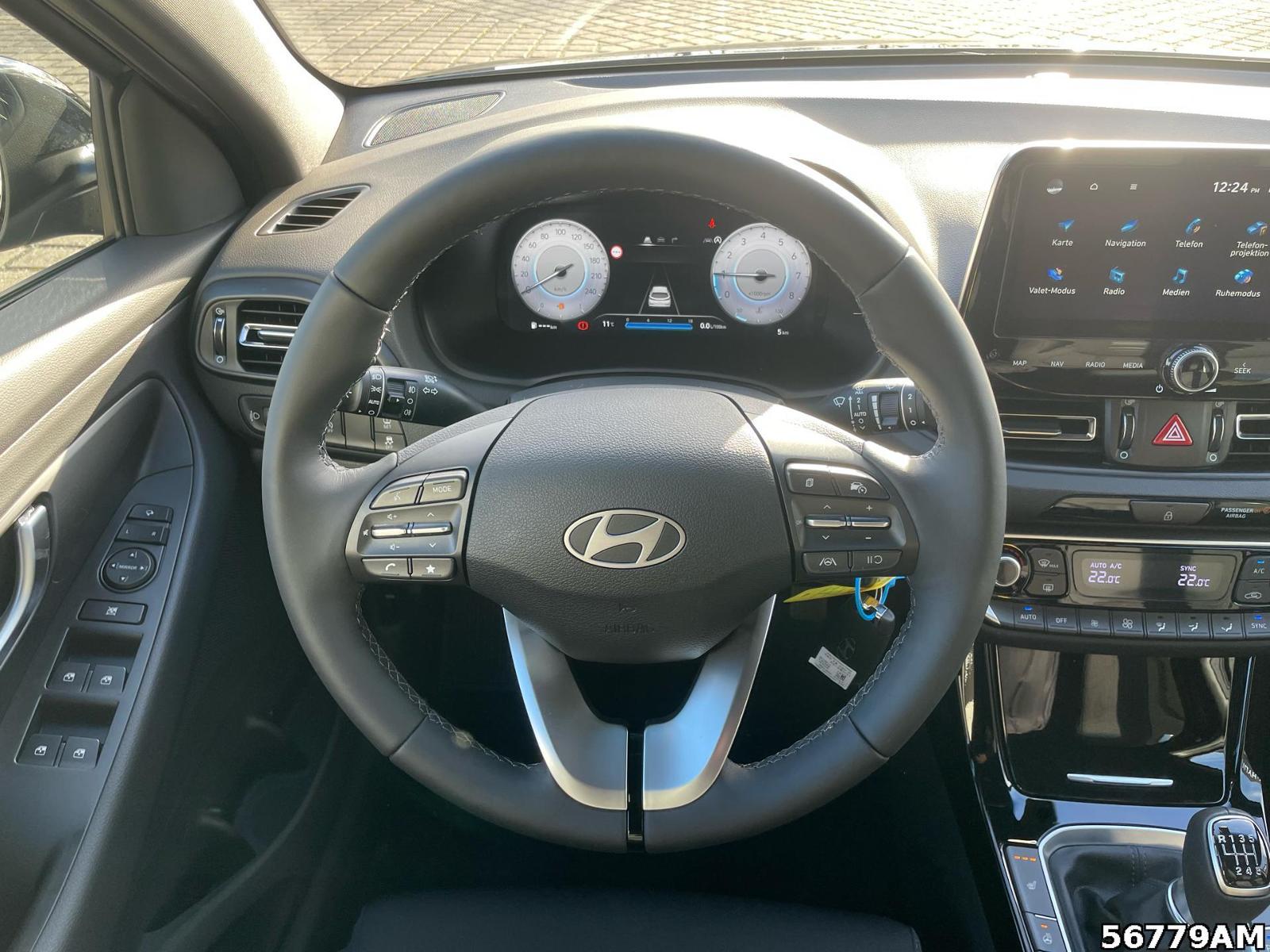 Fahrzeugabbildung Hyundai i30 Kombi ADVANTAGE