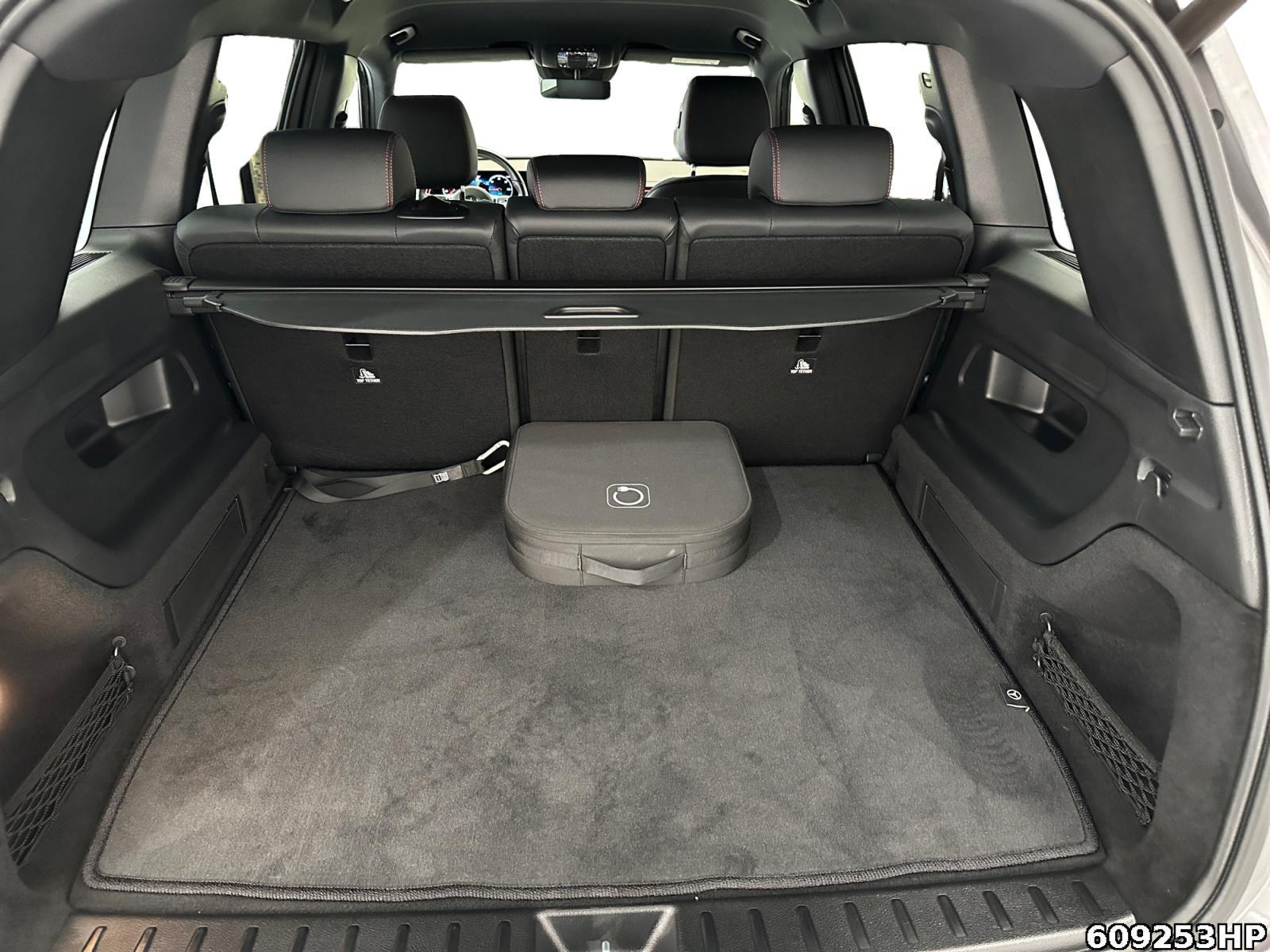 Fahrzeugabbildung Mercedes-Benz EQB 4M AMG Keyless Kamera Ambiente Easypack