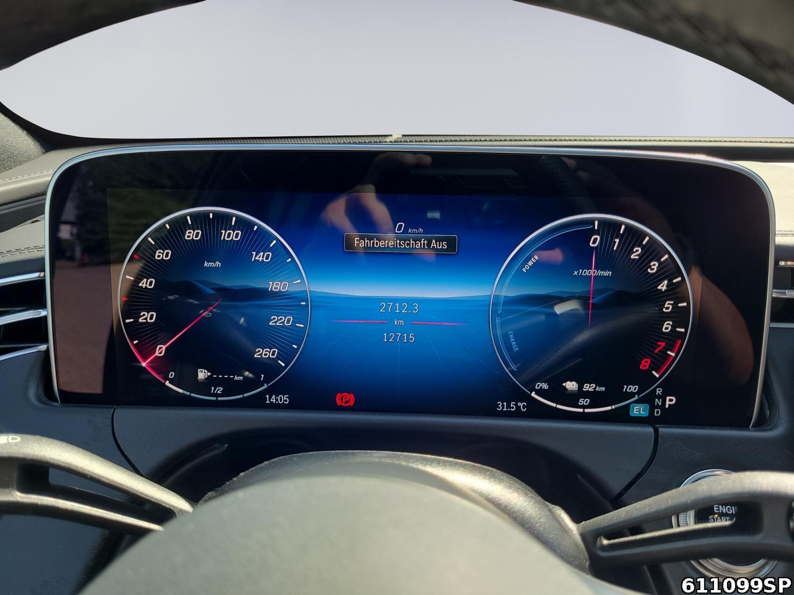 Fahrzeugabbildung Mercedes-Benz E 300 e AMG Pano Night Digital-Light Distronic
