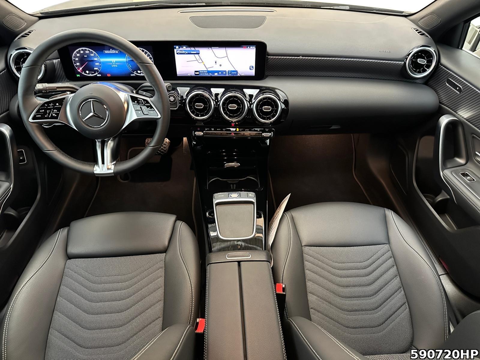 Fahrzeugabbildung Mercedes-Benz A 250 Progressive Distr Rückfahrkamer Sitzhzg