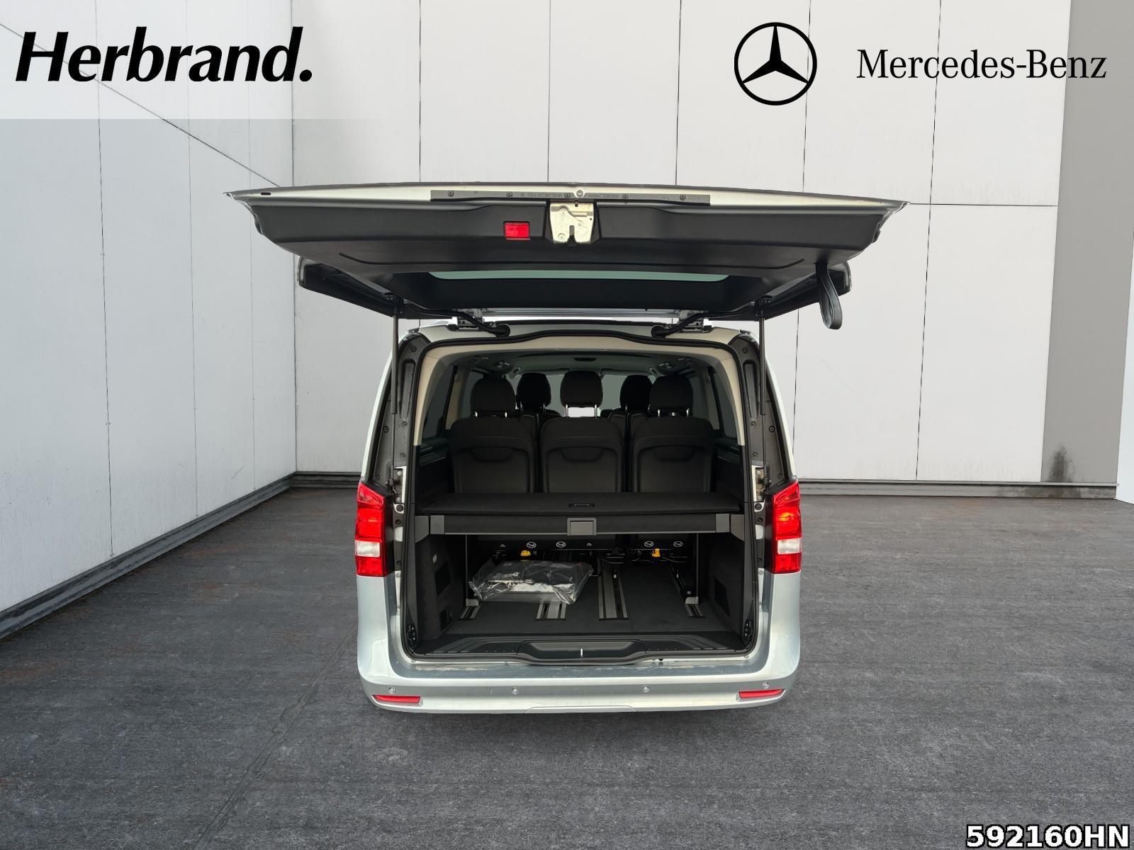 Fahrzeugabbildung Mercedes-Benz V 250 XXL STANDHEIZUNG*AHK*LENKRAD-HEIZUNG*TISCH