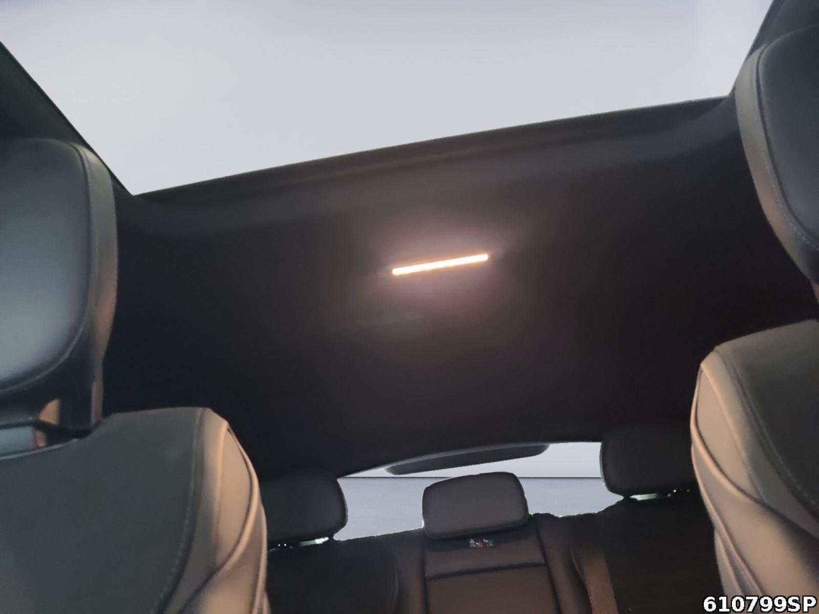 Fahrzeugabbildung Mercedes-Benz GLC 300 de 4M Coupe AMG NIGHT AHK PANO MEMORY