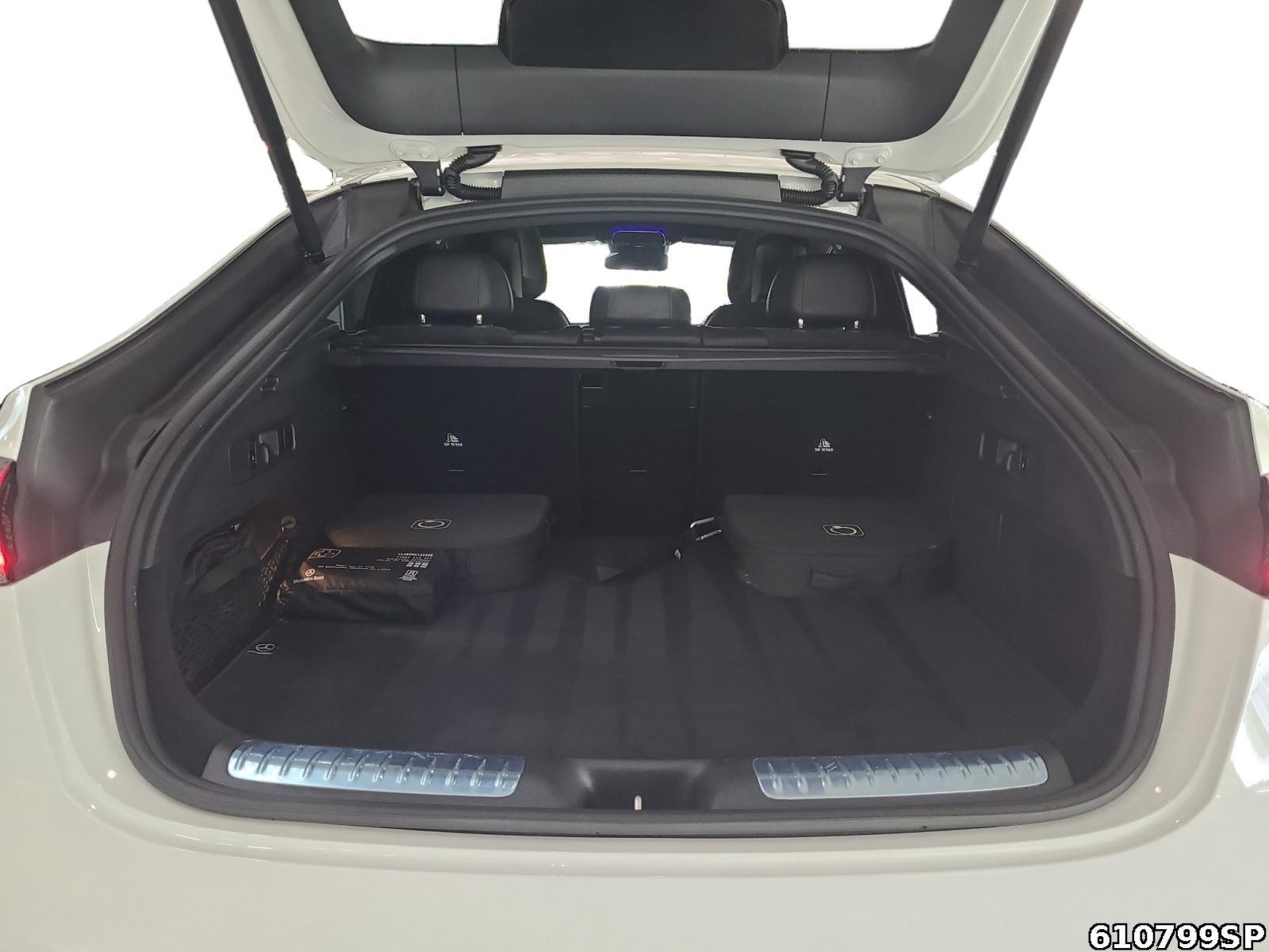 Fahrzeugabbildung Mercedes-Benz GLC 300 de 4M Coupe AMG NIGHT AHK PANO MEMORY