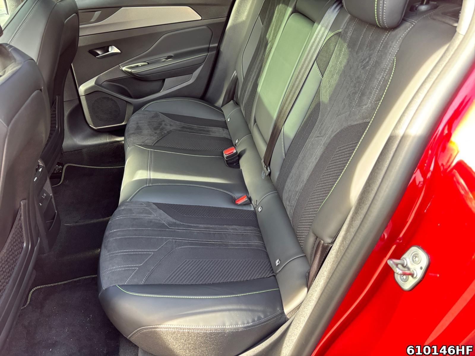 Fahrzeugabbildung Peugeot 408 1.2 Puretech 130 GT (EURO 6e)