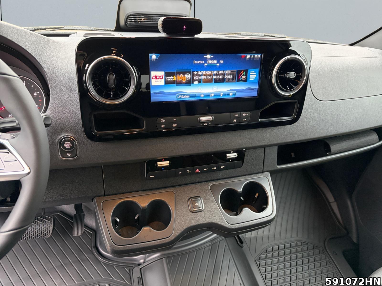 Fahrzeugabbildung Mercedes-Benz Sprinter 319 Tourer SELECT *2xKLIMA*LED*AHK*UVM*