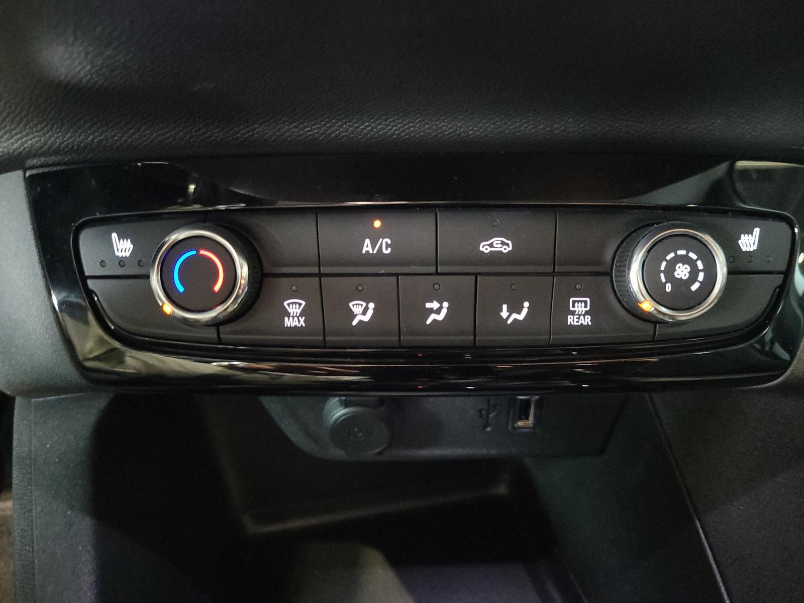 Fahrzeugabbildung Opel Corsa Elegance SHZ+LED+LANEASSIST+ALLWETTER