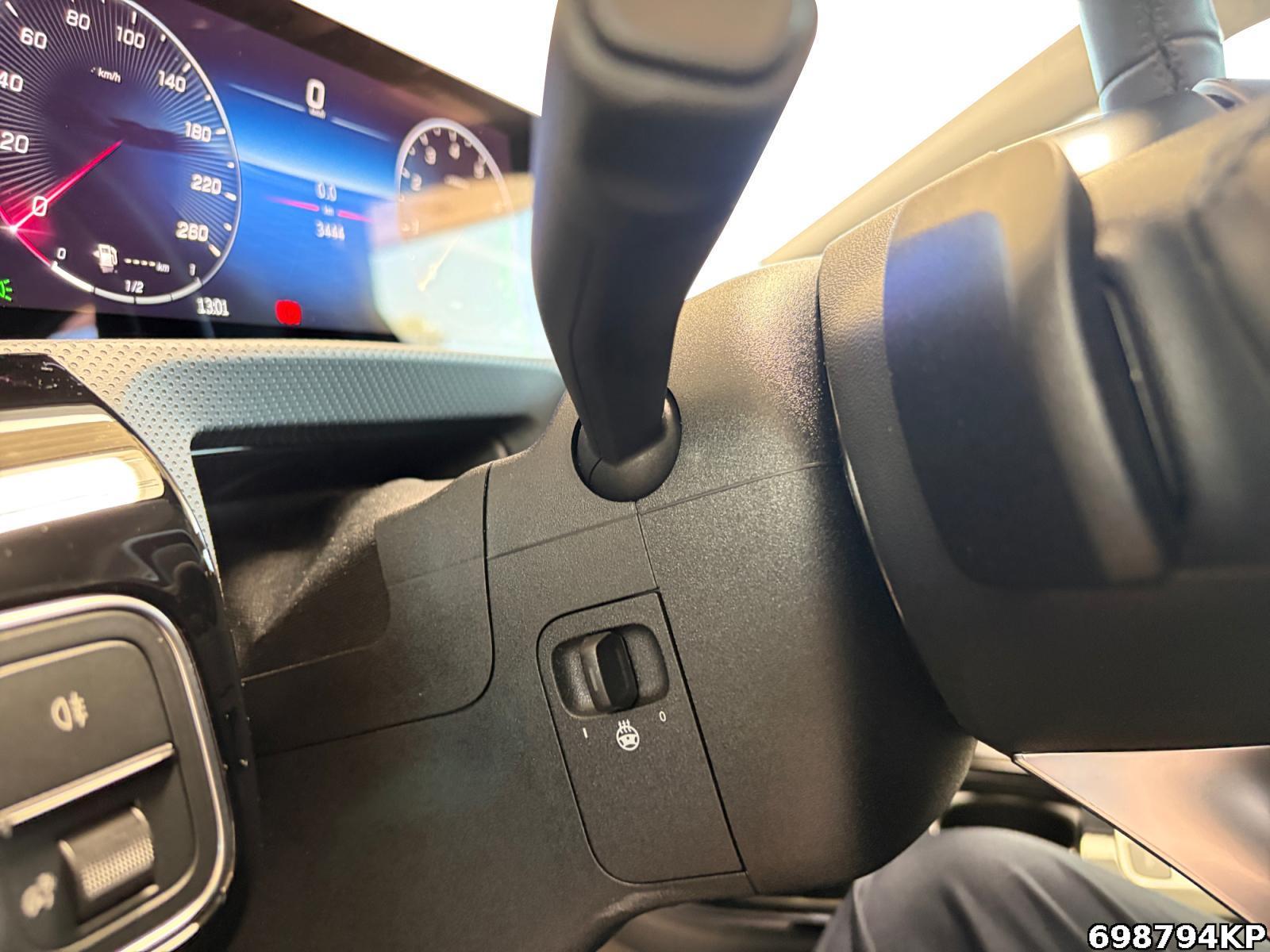 Fahrzeugabbildung Mercedes-Benz A 200 Progressive Limousine Kamera AHK Totw.