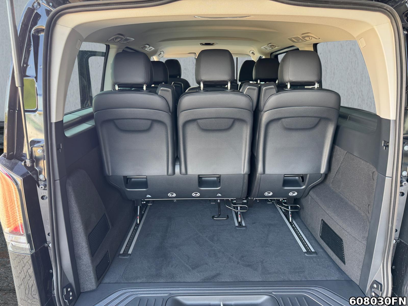 Fahrzeugabbildung Mercedes-Benz Vito 116 Tourer SELECT *MULTIBEAM*Leder*MBUX