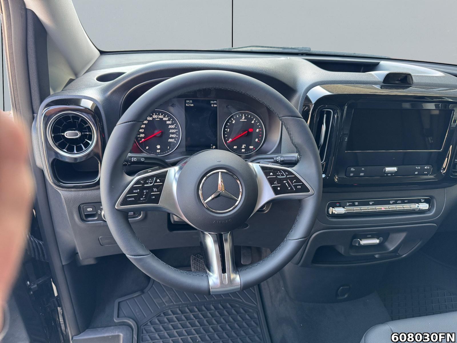 Fahrzeugabbildung Mercedes-Benz Vito 116 Tourer SELECT *MULTIBEAM*Leder*MBUX