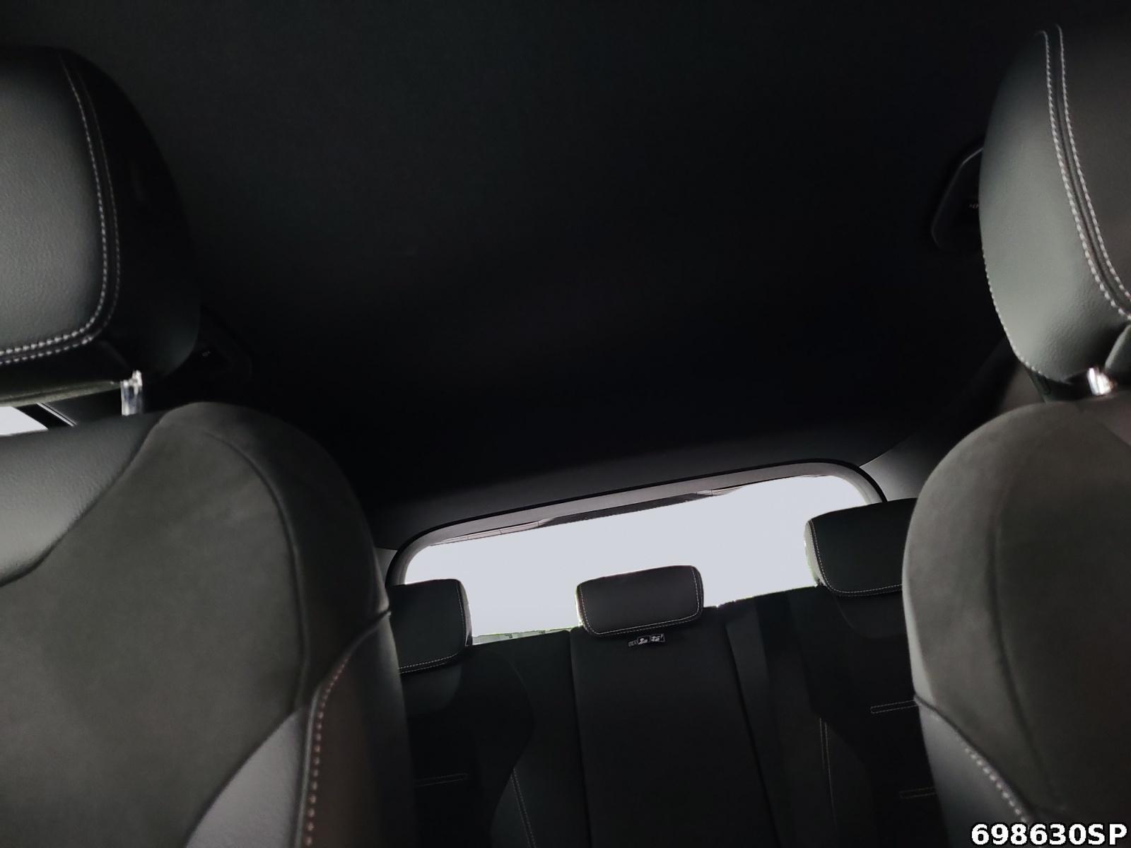 Fahrzeugabbildung Mercedes-Benz GLA 200 d AMG AHK Night 19