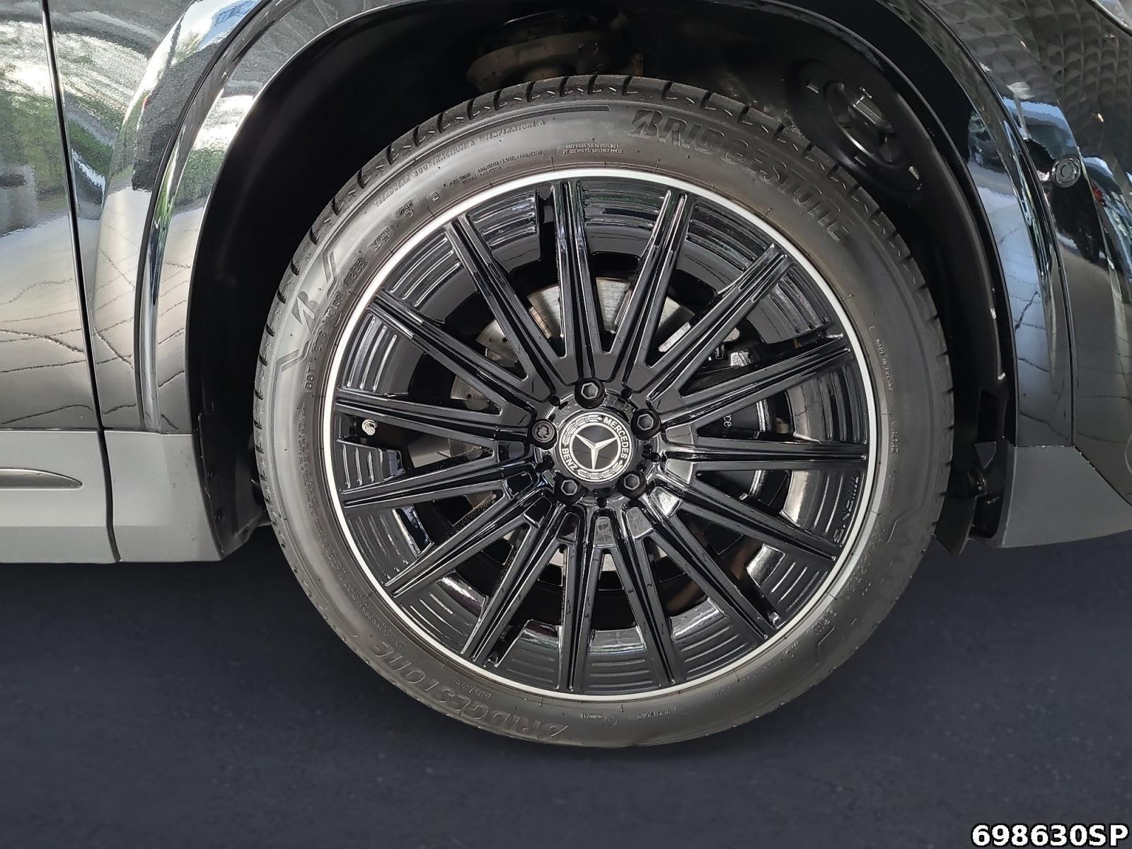 Fahrzeugabbildung Mercedes-Benz GLA 200 d AMG AHK Night 19