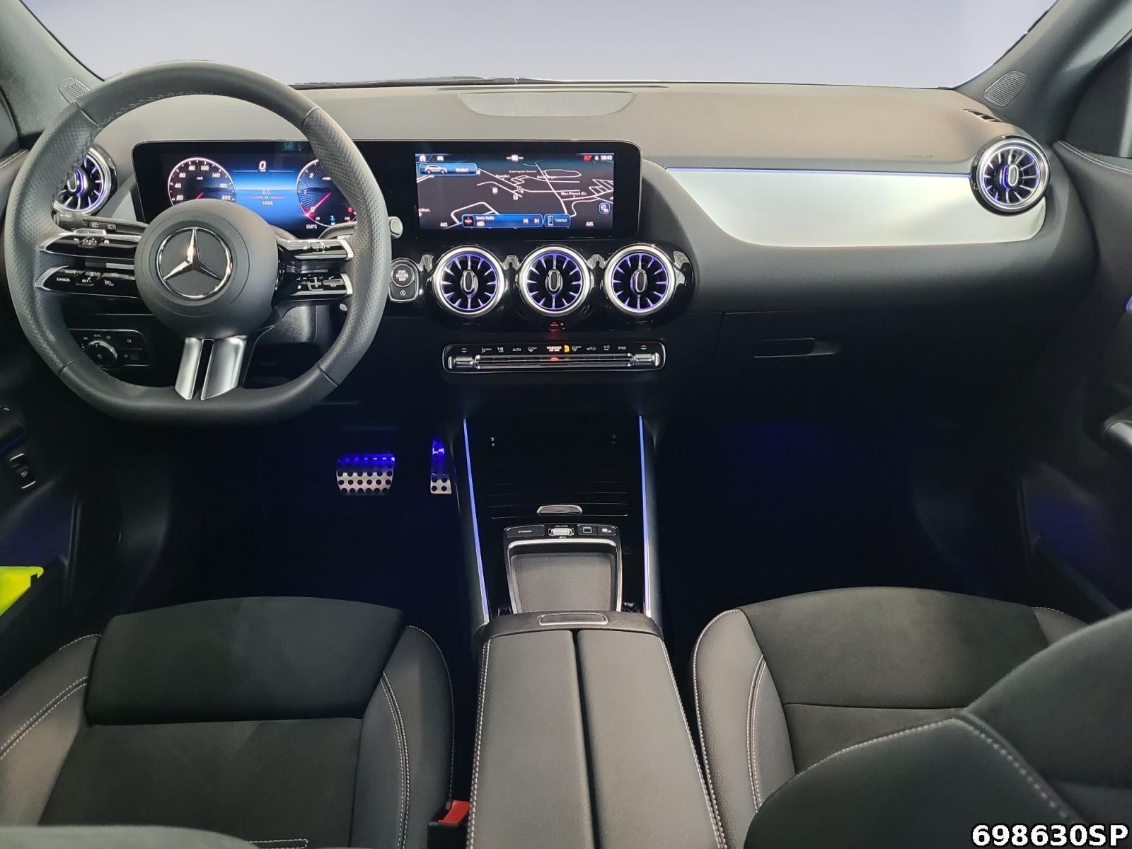Fahrzeugabbildung Mercedes-Benz GLA 200 d AMG AHK Night 19