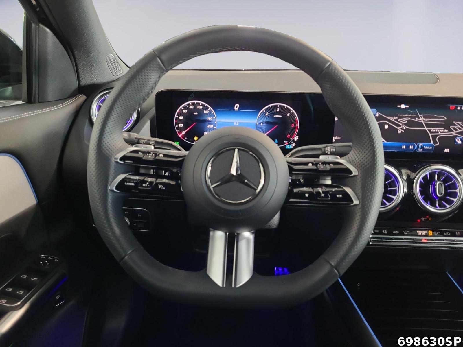 Fahrzeugabbildung Mercedes-Benz GLA 200 d AMG AHK Night 19
